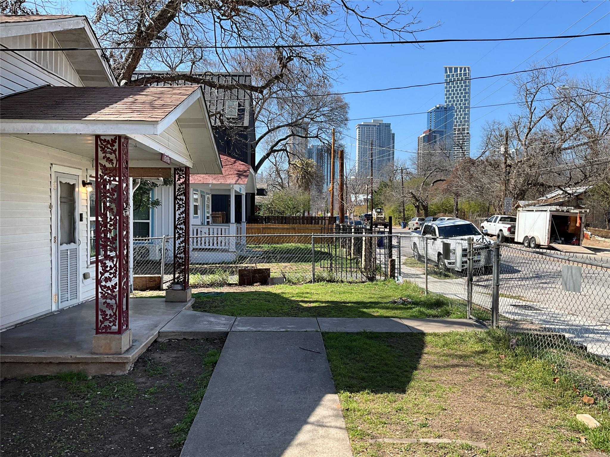 1507 1/2 Holly St, Austin, TX 78702