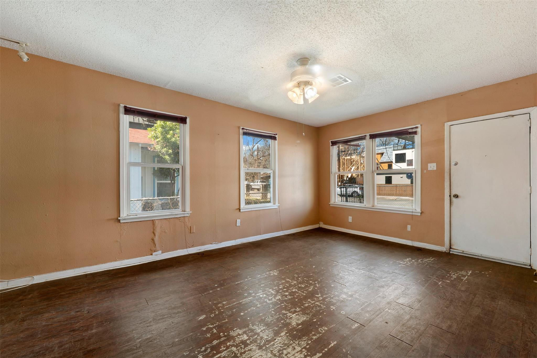 1507 1/2 Holly St, Austin, TX 78702