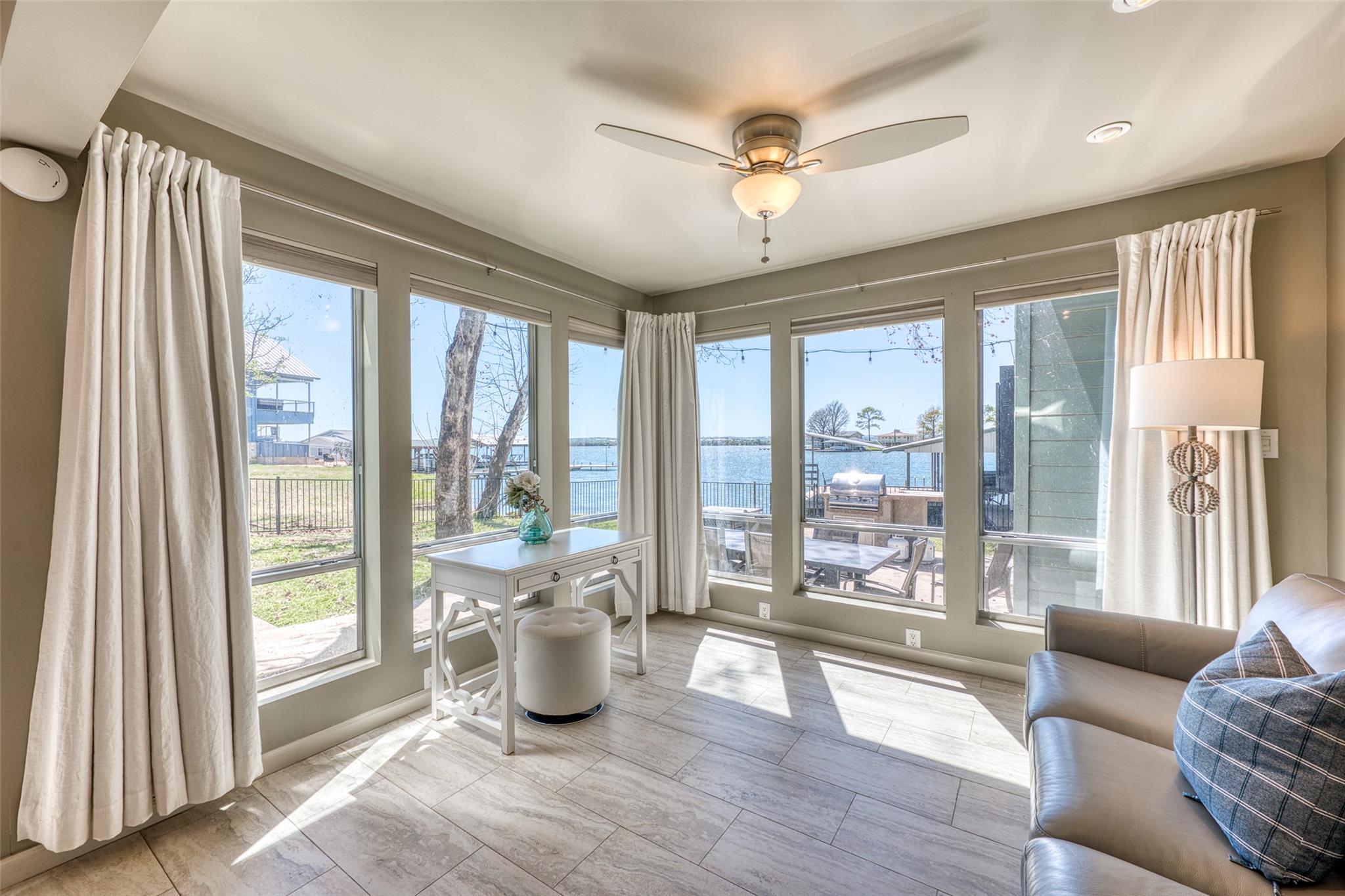 600 Deep Cove Dr, Granite Shoals, TX 78654