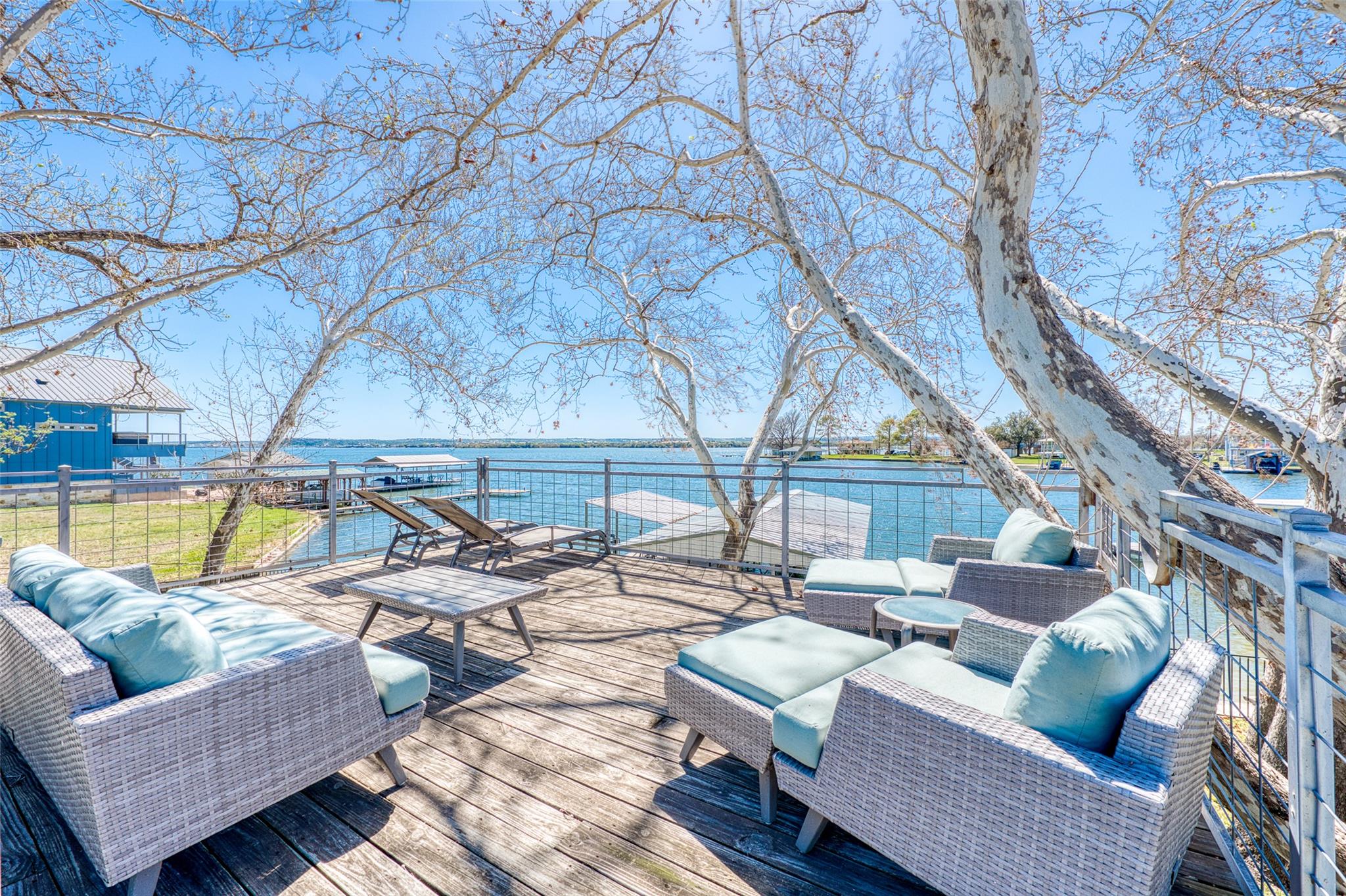 600 Deep Cove Dr, Granite Shoals, TX 78654