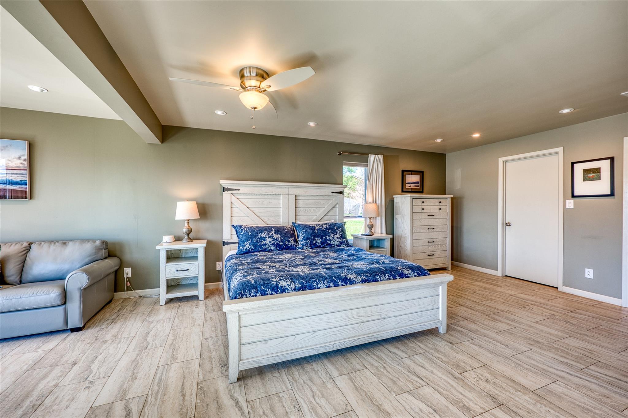 600 Deep Cove Dr, Granite Shoals, TX 78654