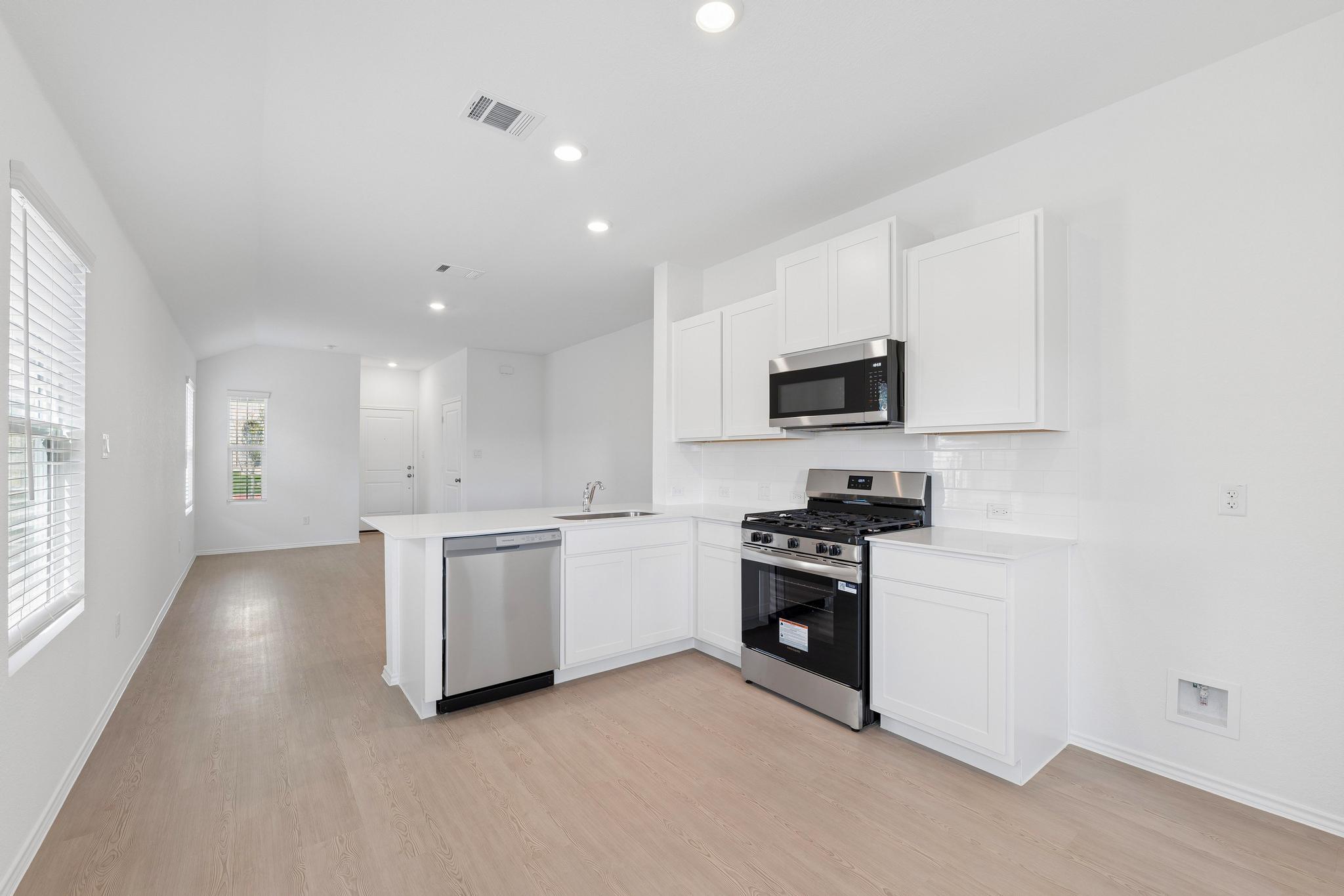 104 Sapling Dew Dr, Georgetown, TX 78628