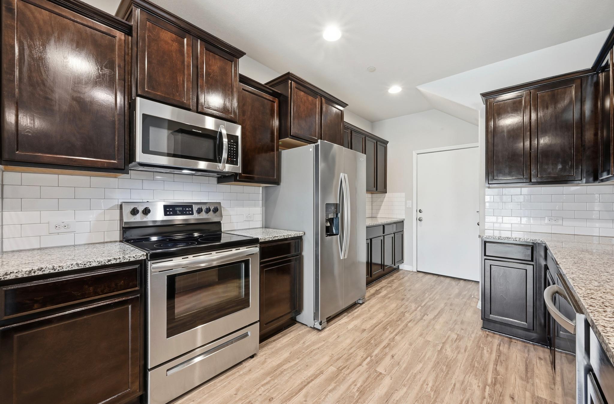 516 E Slaughter Ln # 603, Austin, TX 78744