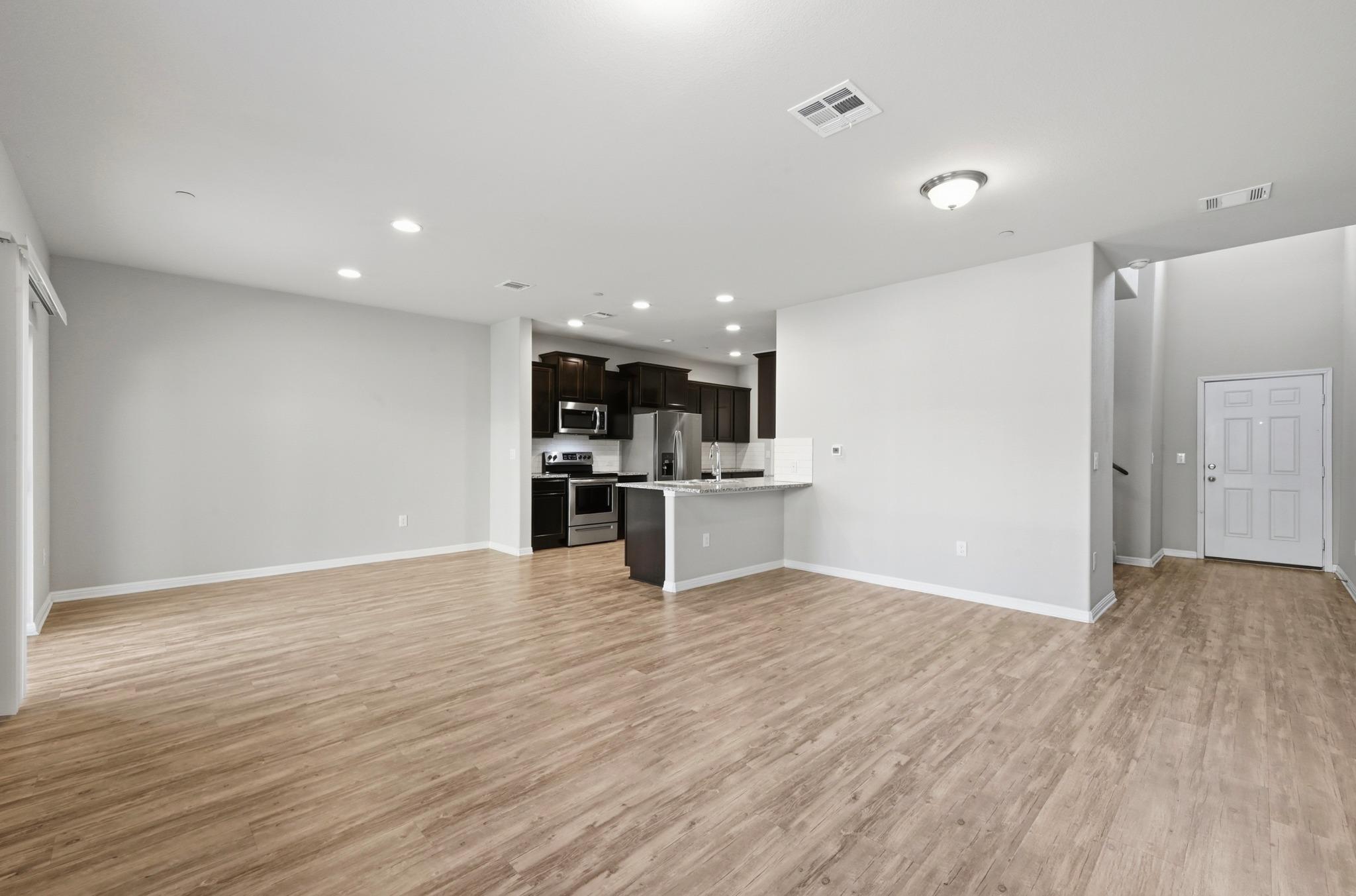 516 E Slaughter Ln # 603, Austin, TX 78744