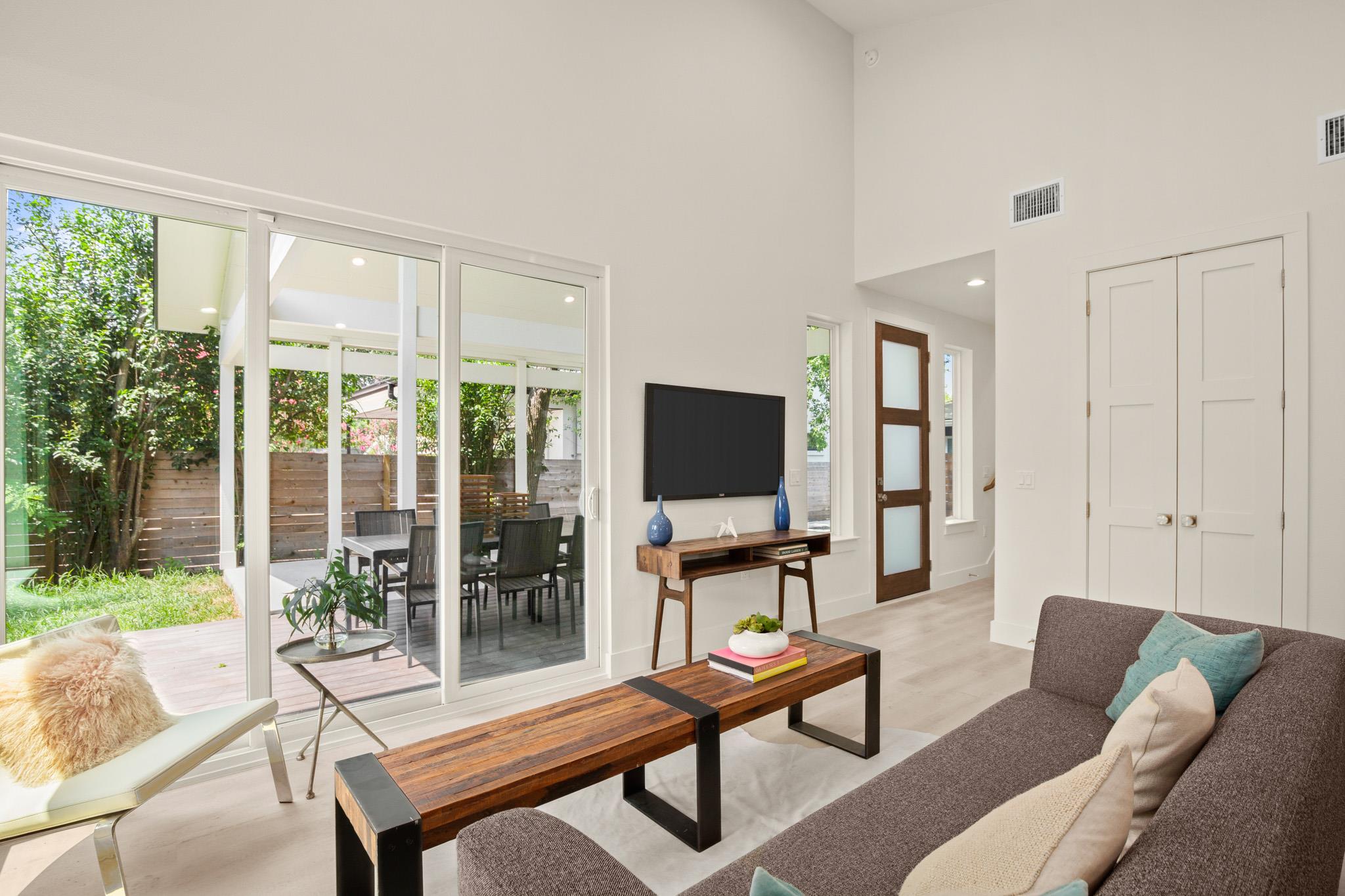 3003 Ray Wood Dr # 2, Austin, TX 78704