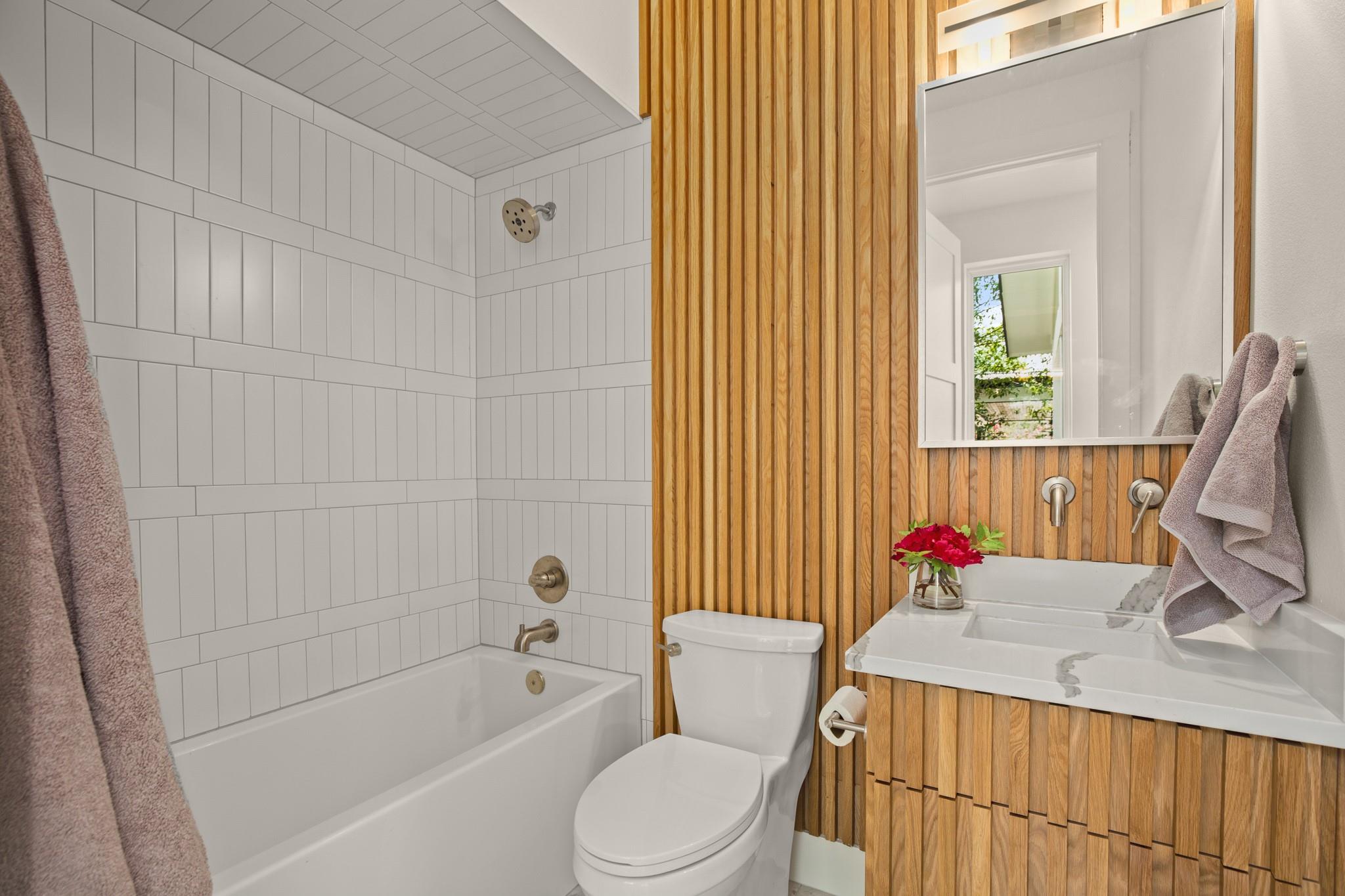 3003 Ray Wood Dr # 2, Austin, TX 78704