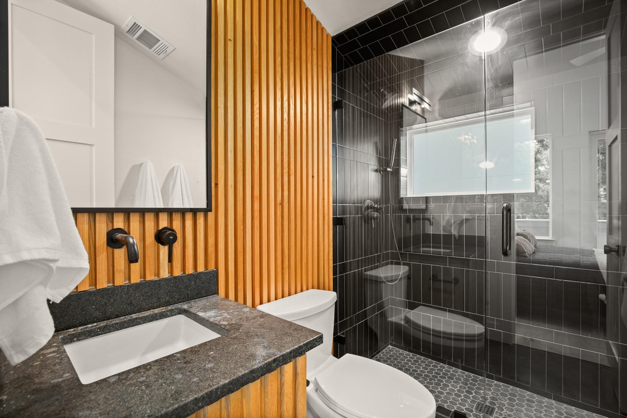 3003 Ray Wood Dr # 2, Austin, TX 78704