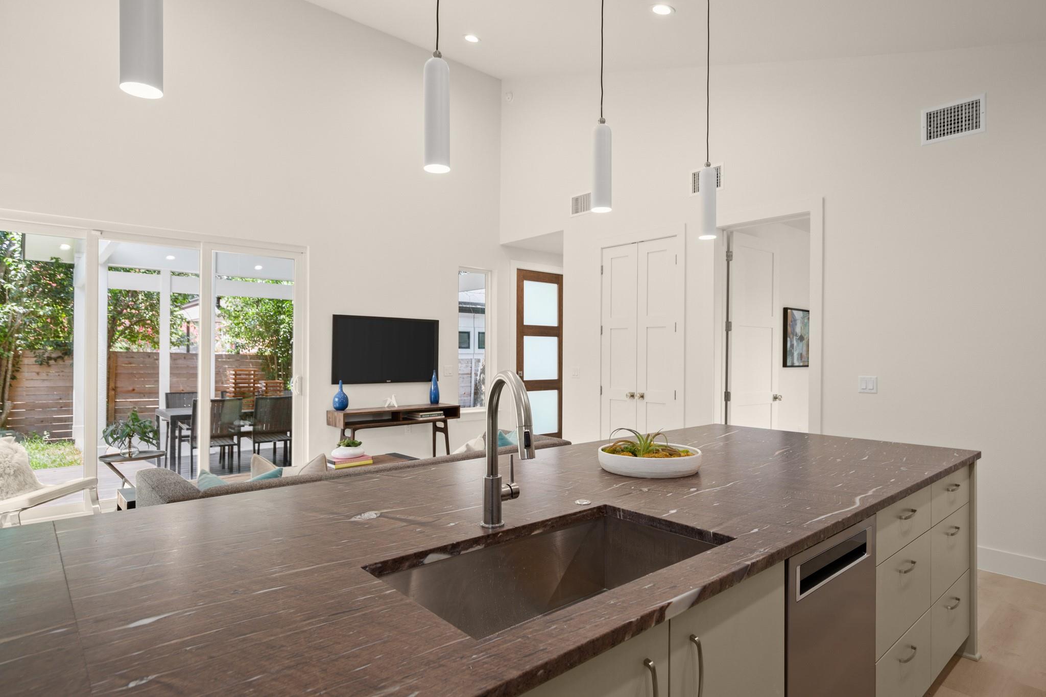 3003 Ray Wood Dr # 2, Austin, TX 78704