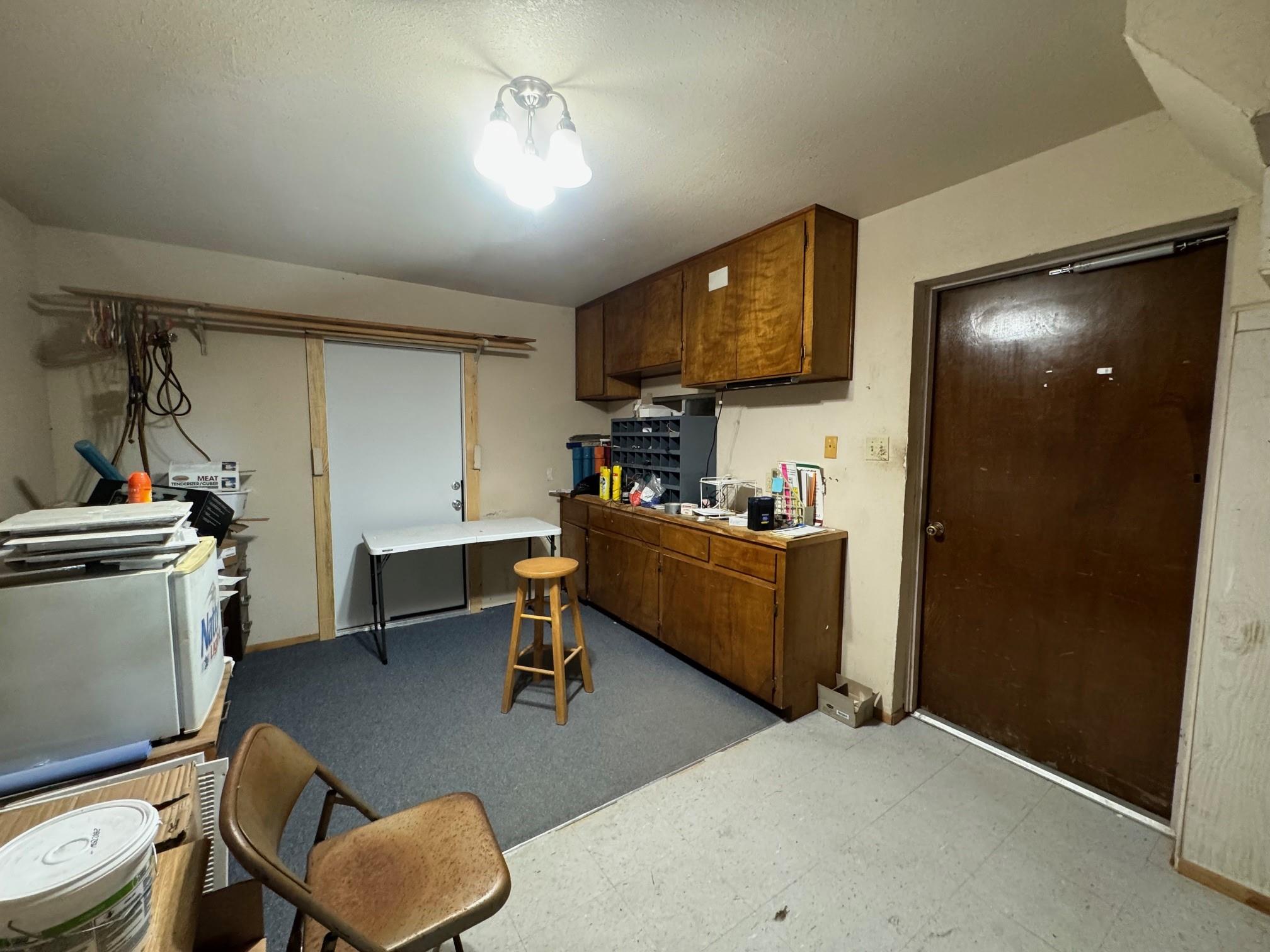 1620 N Pecos St N, Lockhart, TX 78644