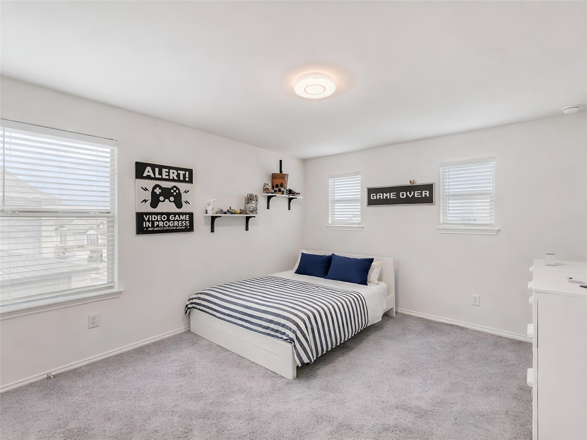 159 Kennicott Dr, Kyle, TX 78640