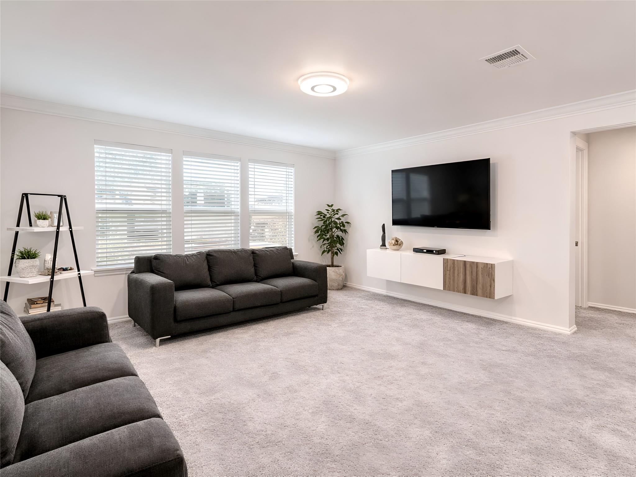 159 Kennicott Dr, Kyle, TX 78640