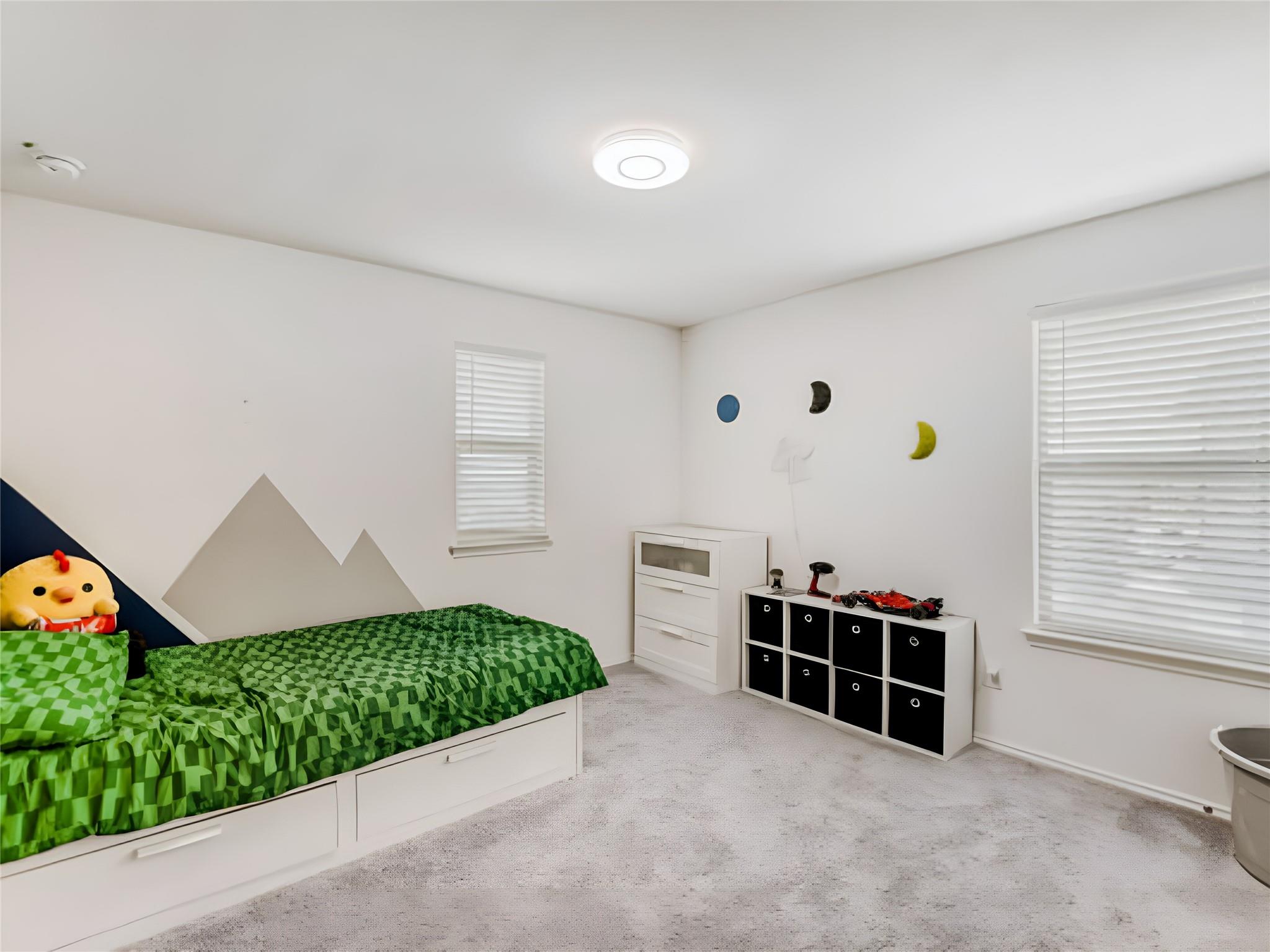 159 Kennicott Dr, Kyle, TX 78640