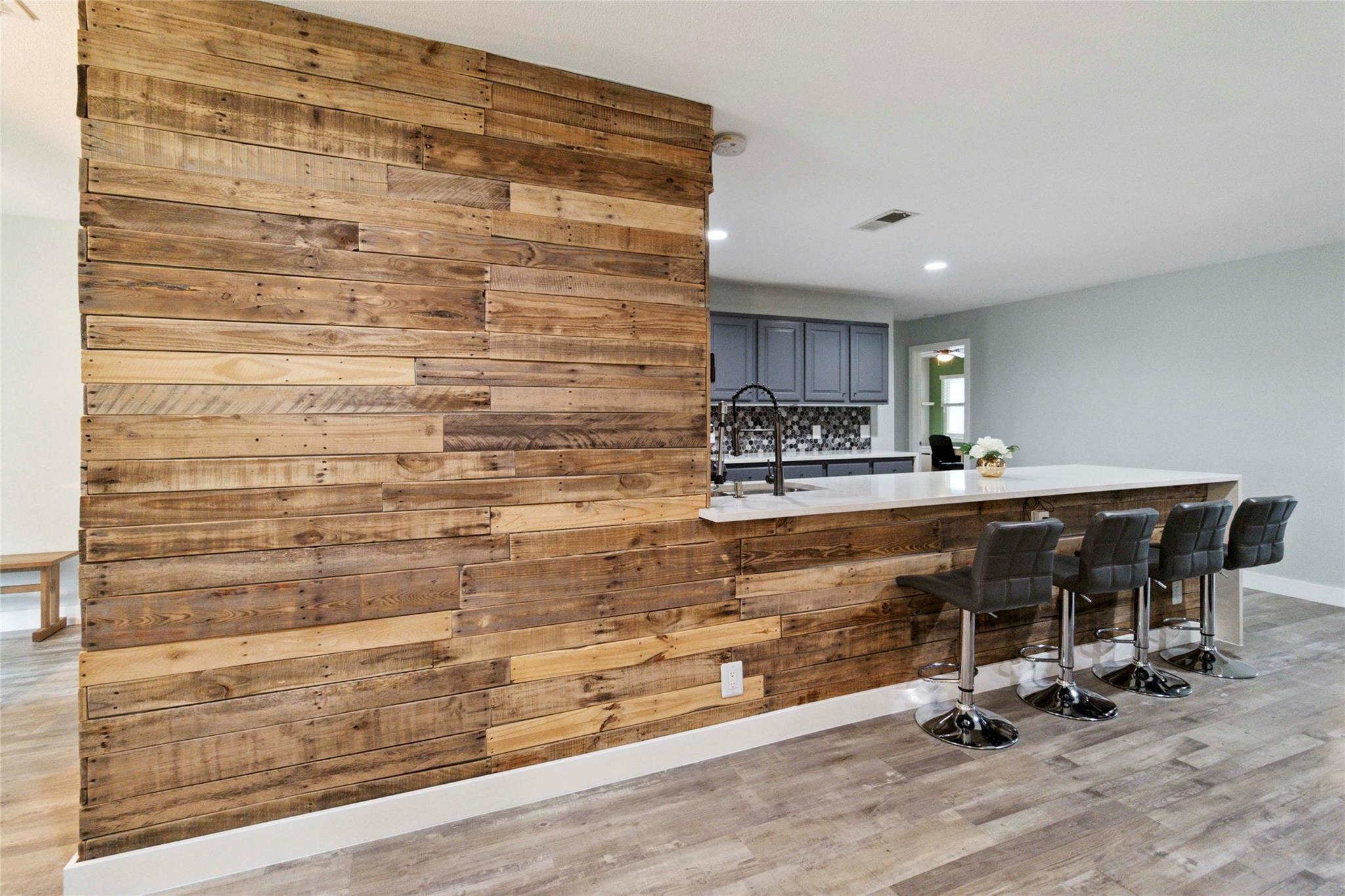 305 Canyon Wren Dr, Buda, TX 78610