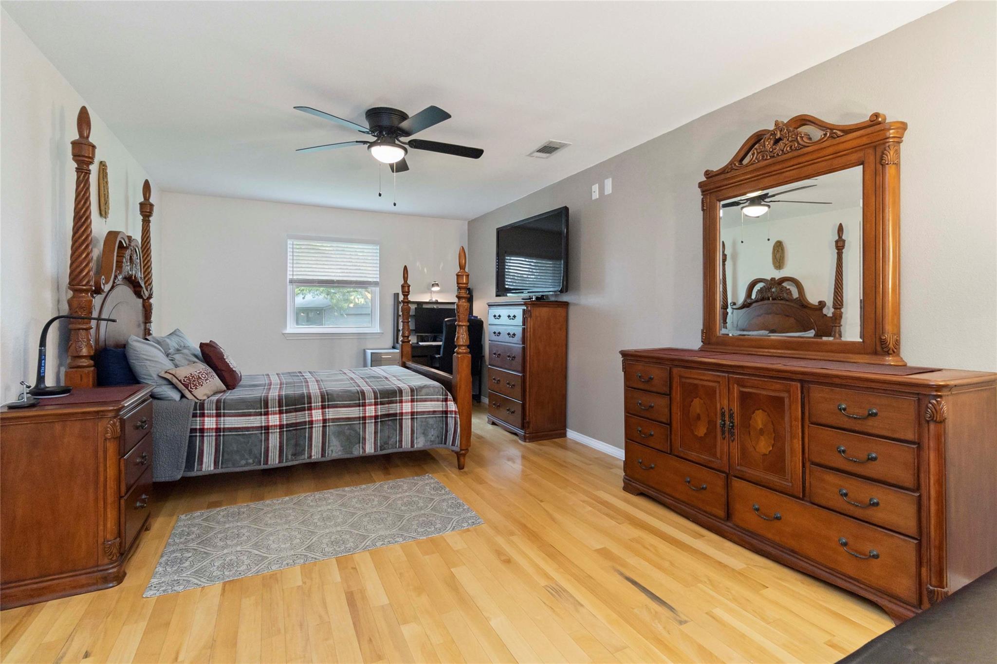 305 Canyon Wren Dr, Buda, TX 78610