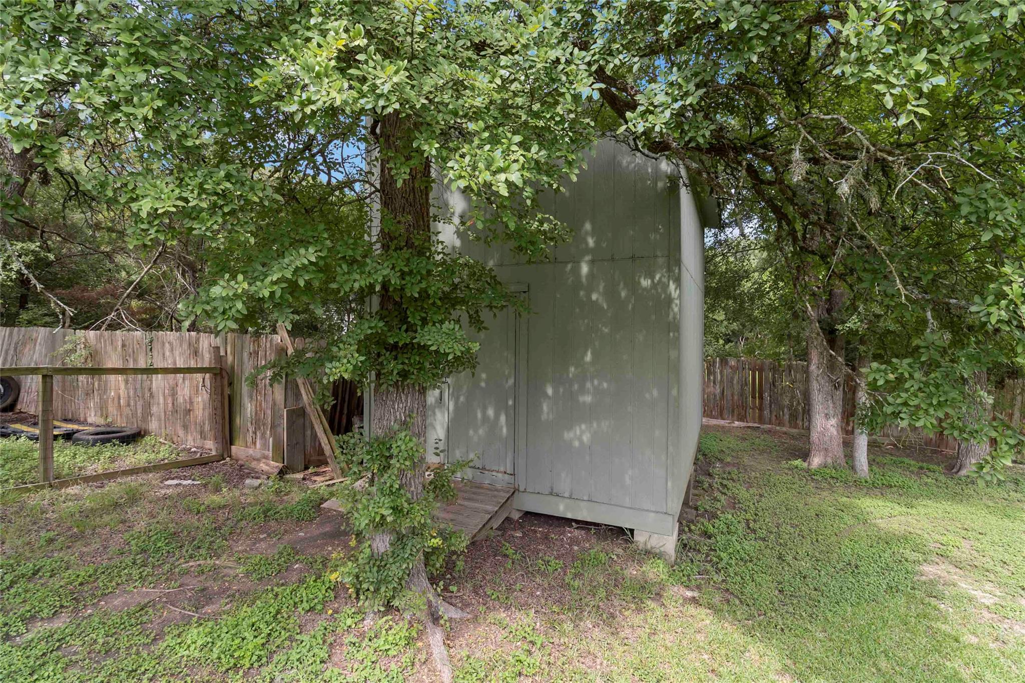 305 Canyon Wren Dr, Buda, TX 78610