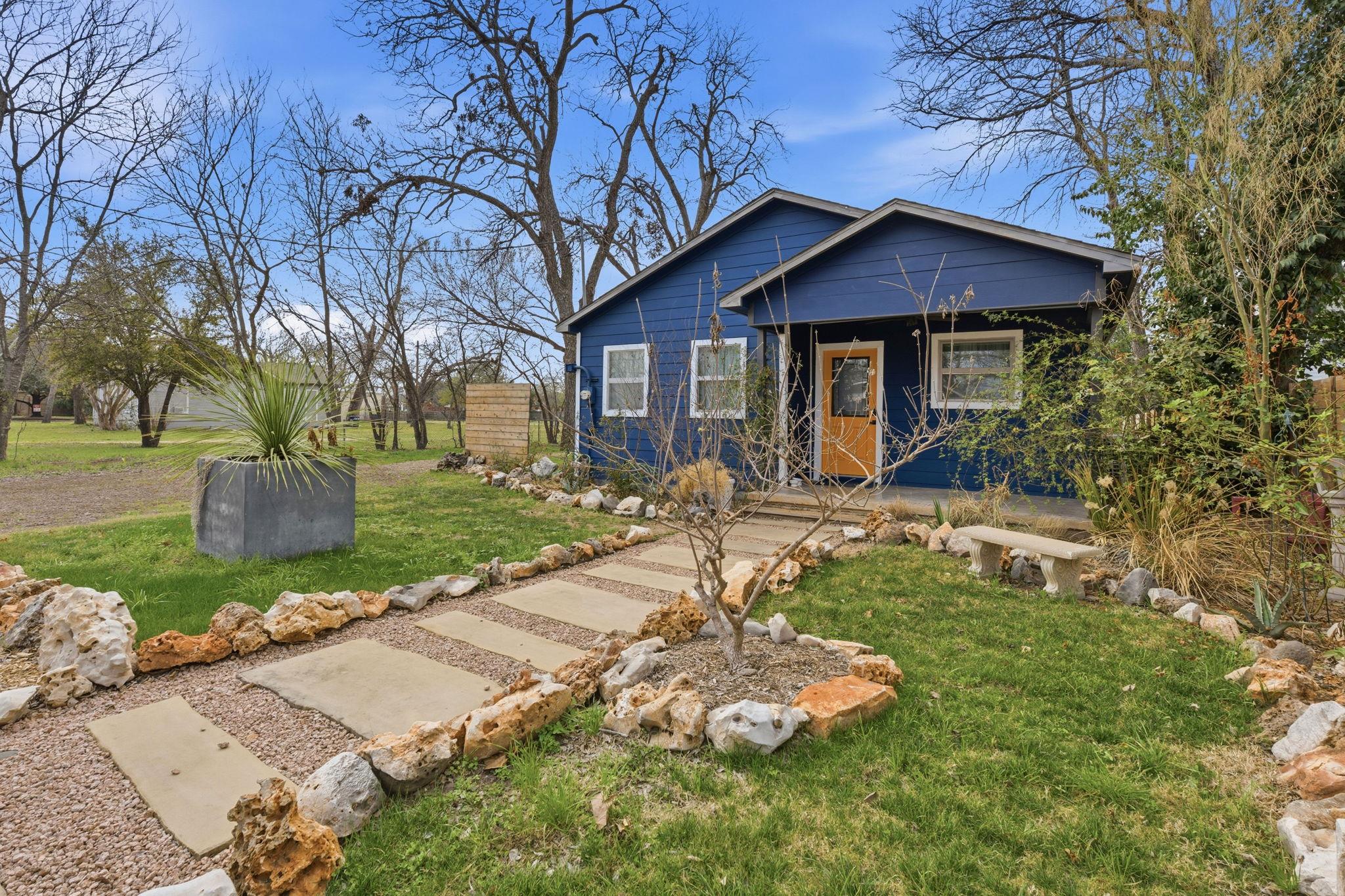 1148 Gunter St, Austin, TX 78721