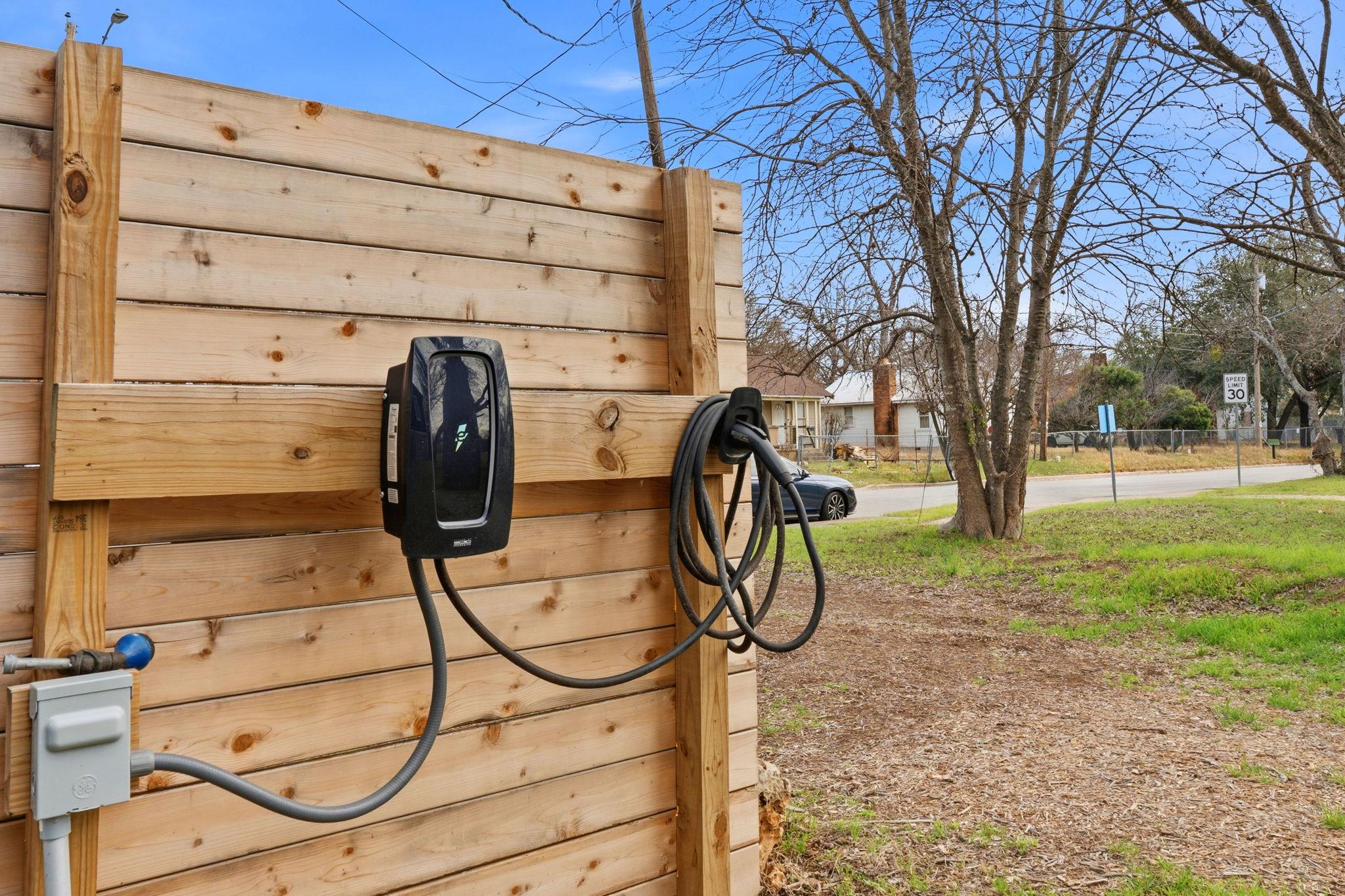 1148 Gunter St, Austin, TX 78721