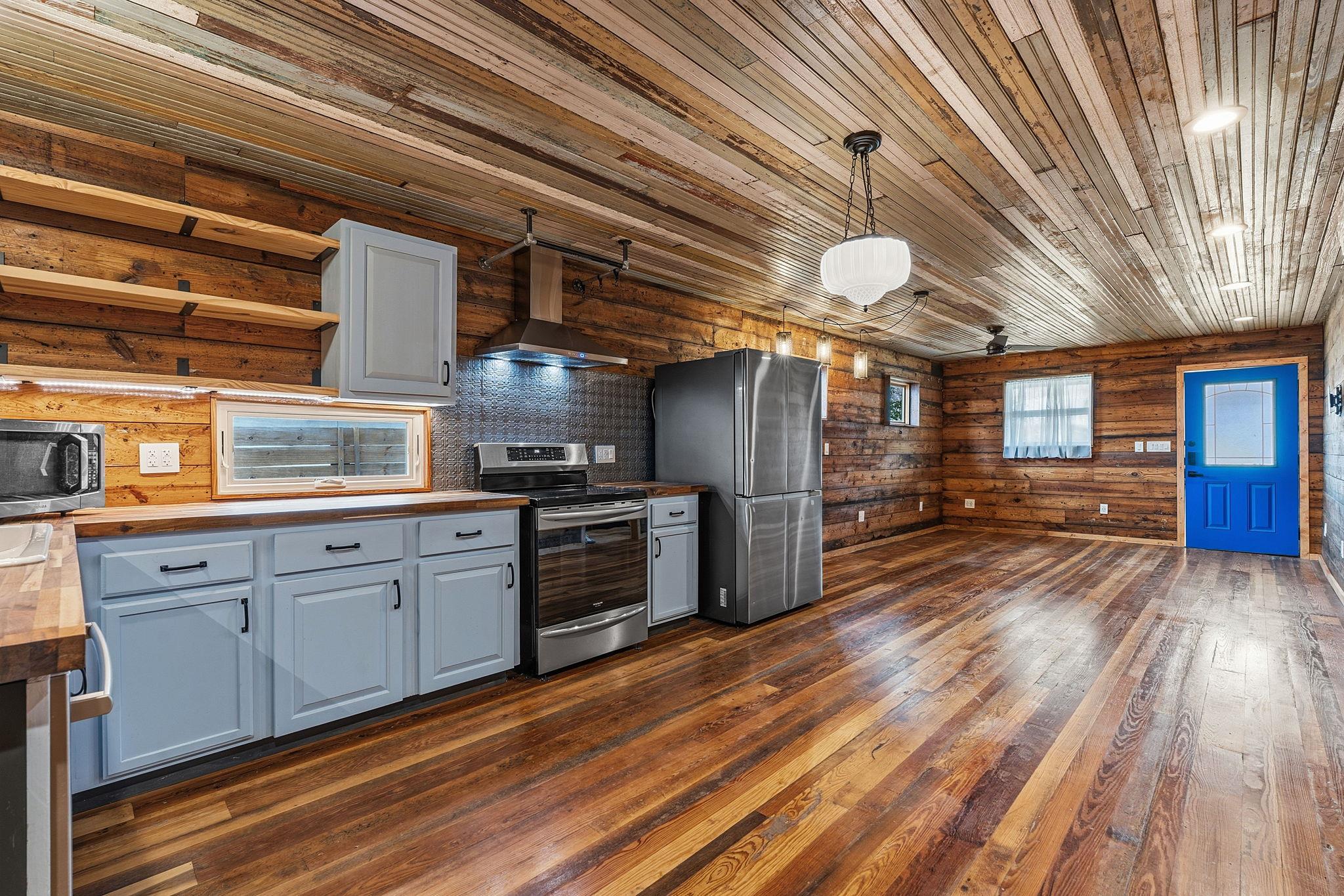 1148 Gunter St, Austin, TX 78721