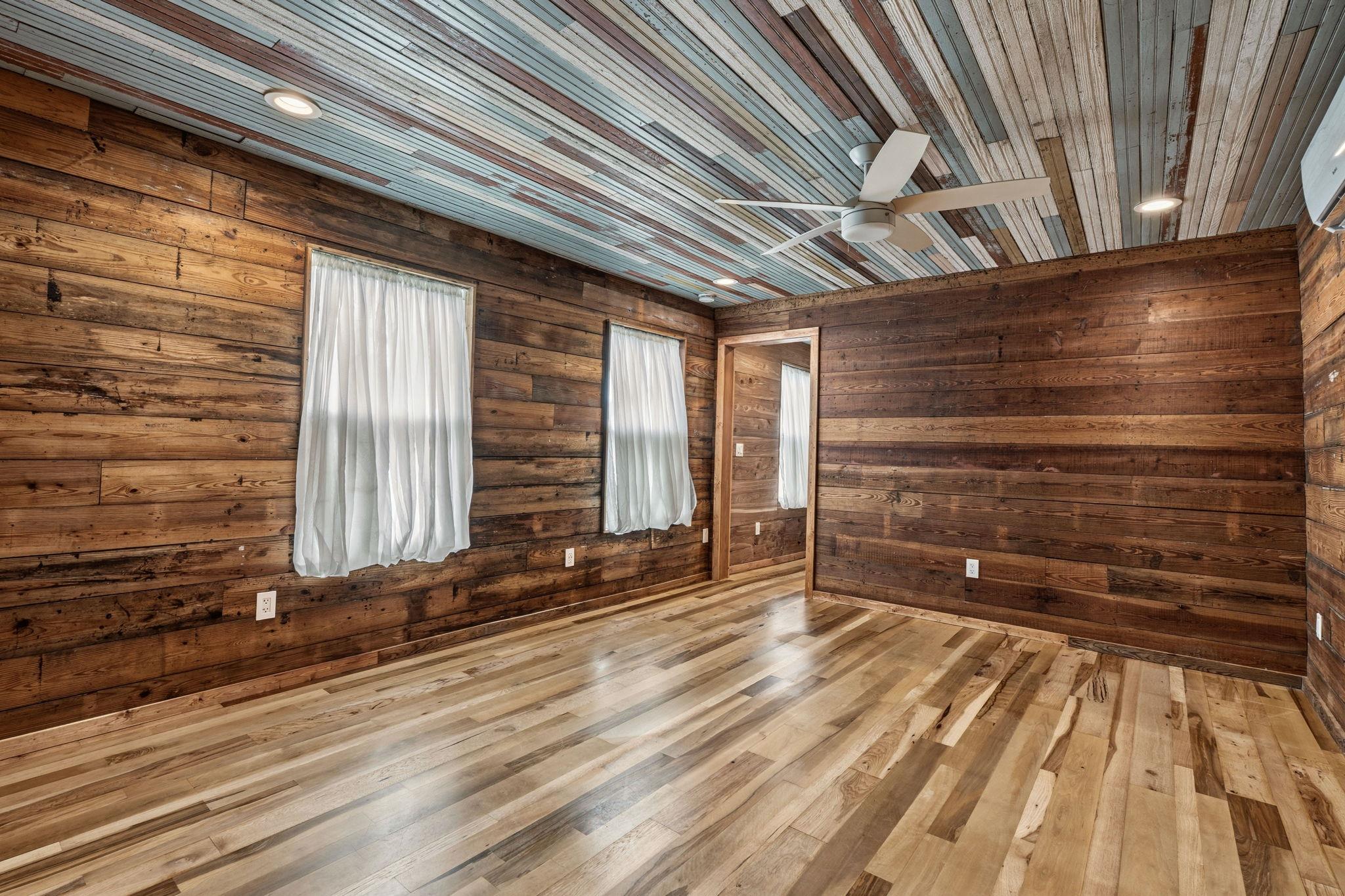 1148 Gunter St, Austin, TX 78721