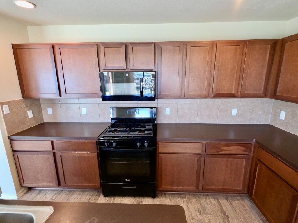 809 Yabers Ct, Austin, TX 78725