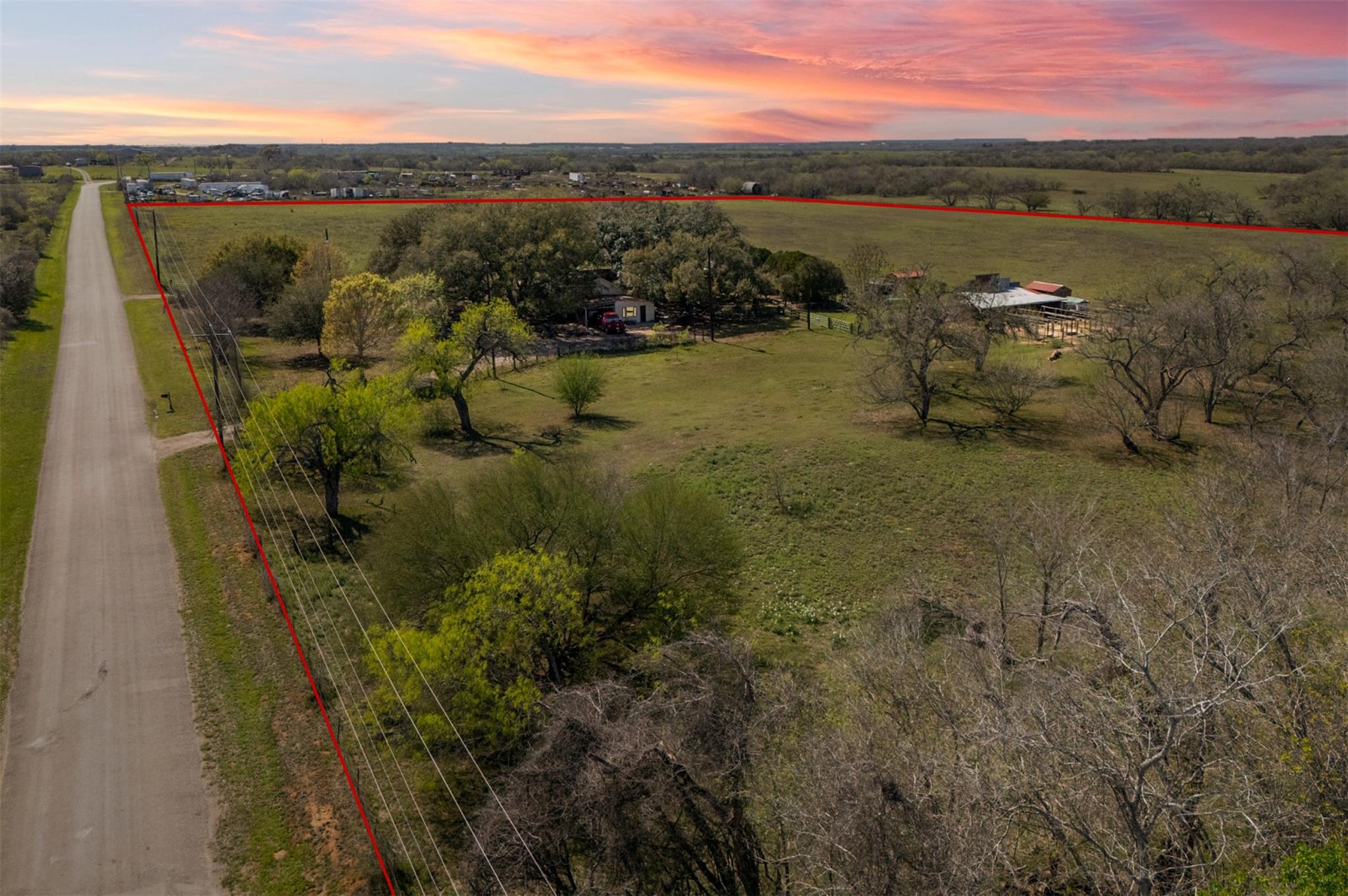 11739 County Road 401, Stockdale, TX 78160