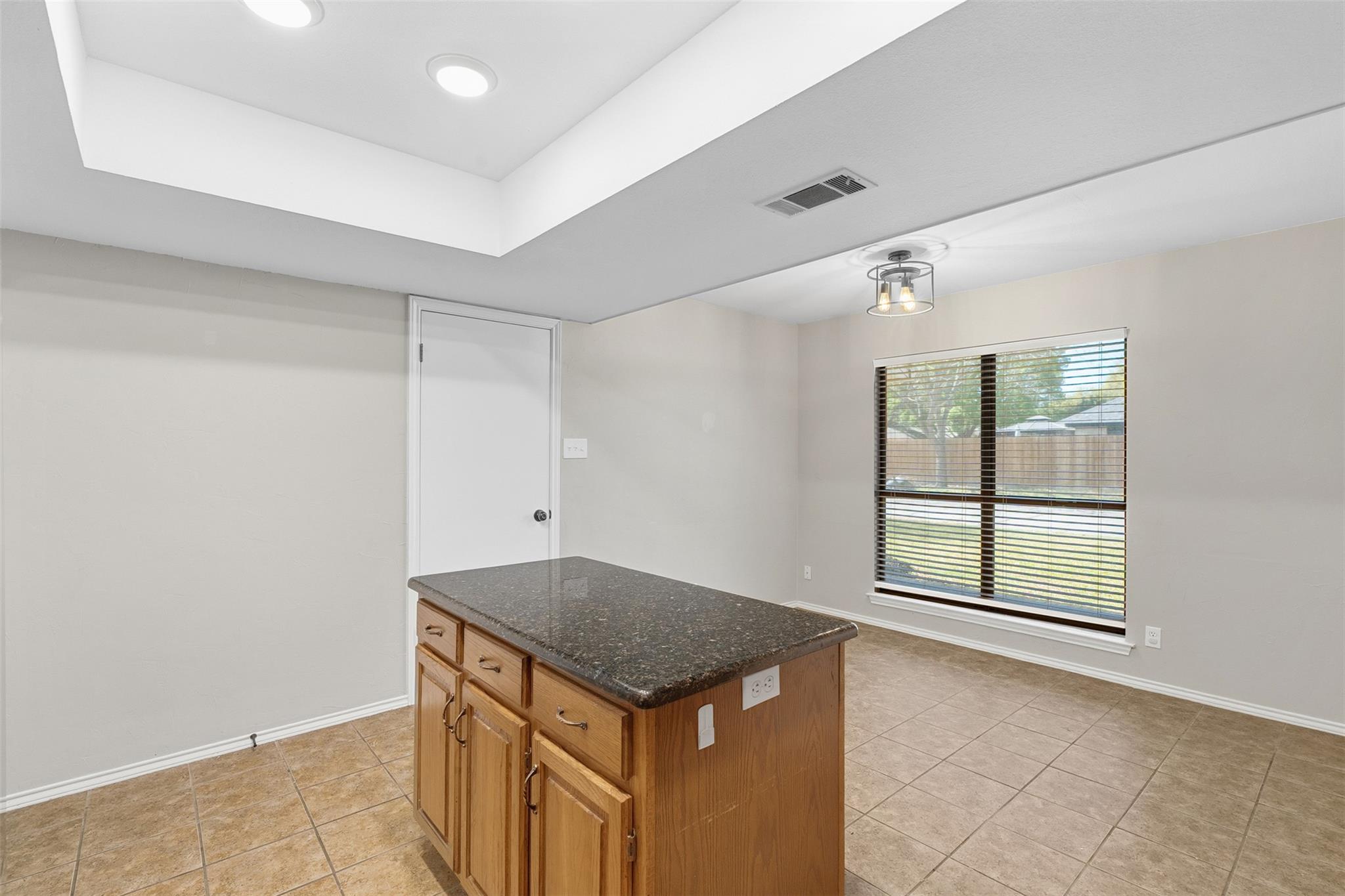 4617 Stagecoach Trl, Temple, TX 76502