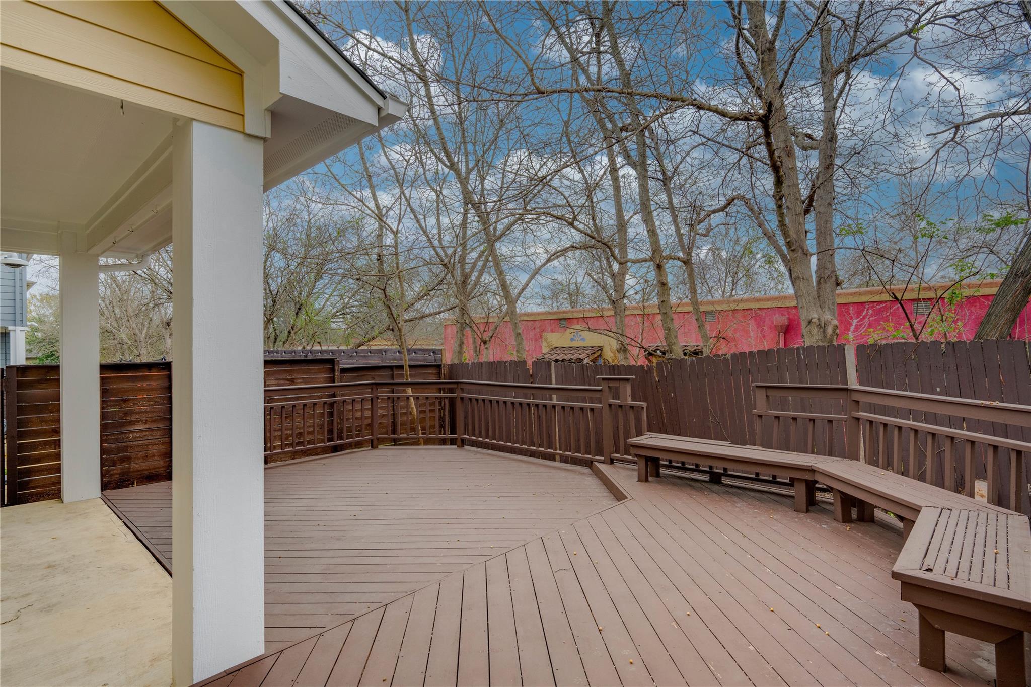 1817 Village Oak Ct, Austin, TX 78704