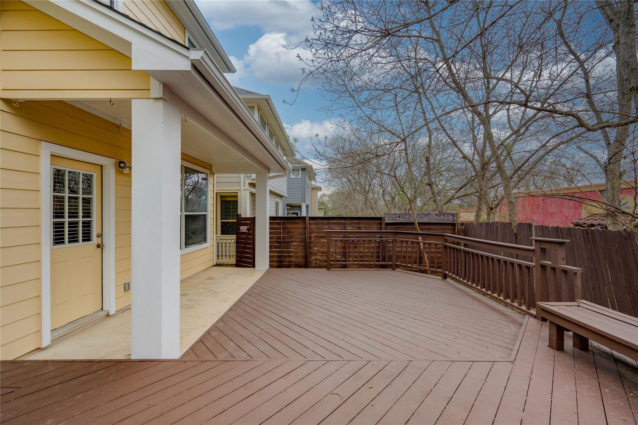 1817 Village Oak Ct, Austin, TX 78704