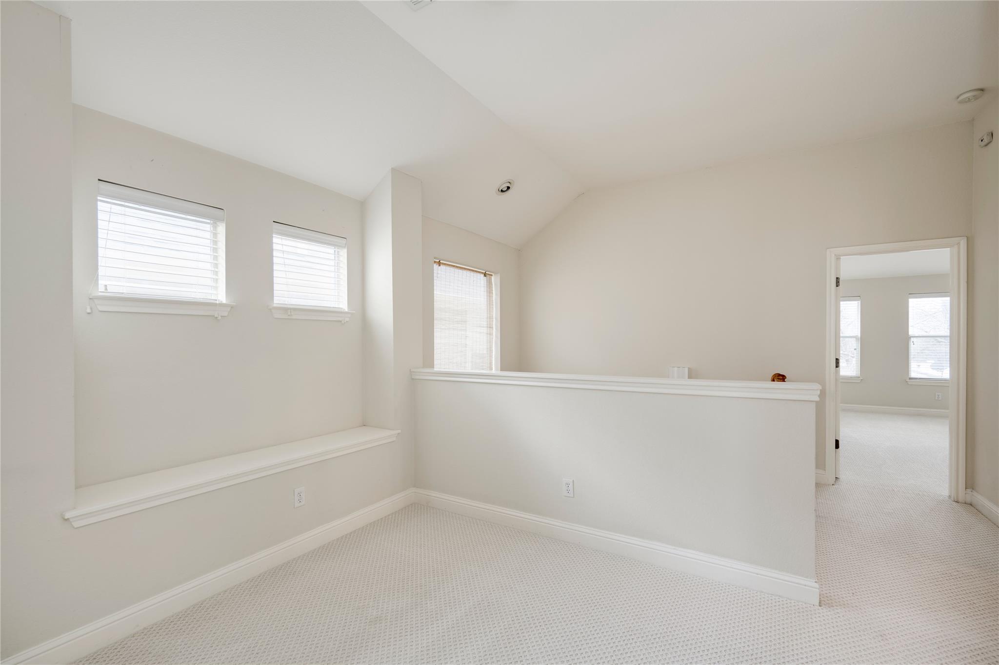 1817 Village Oak Ct, Austin, TX 78704