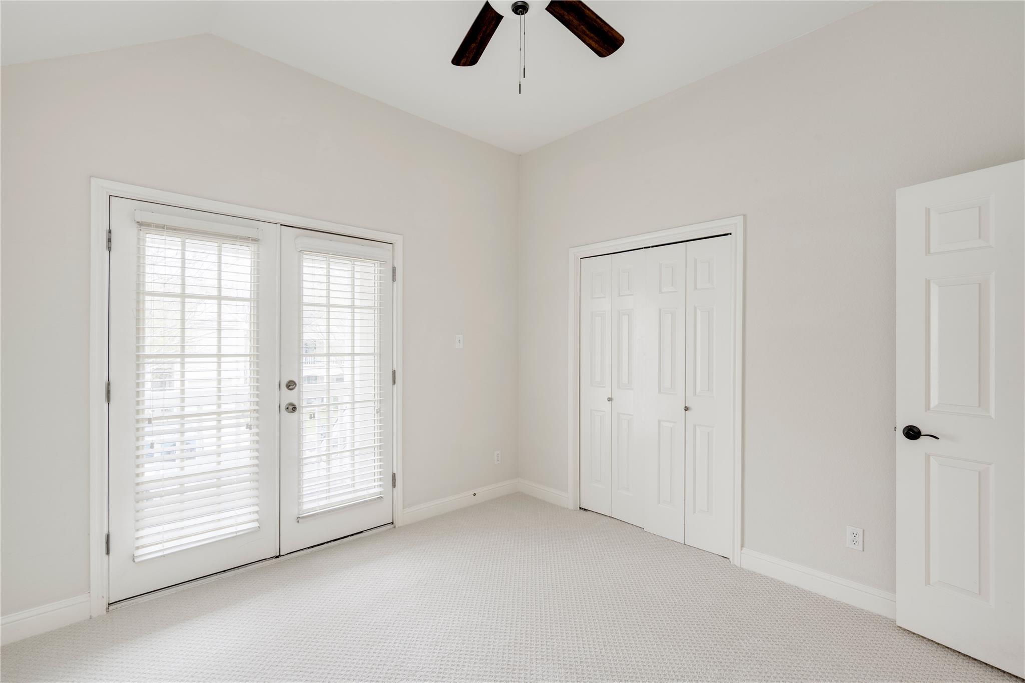 1817 Village Oak Ct, Austin, TX 78704