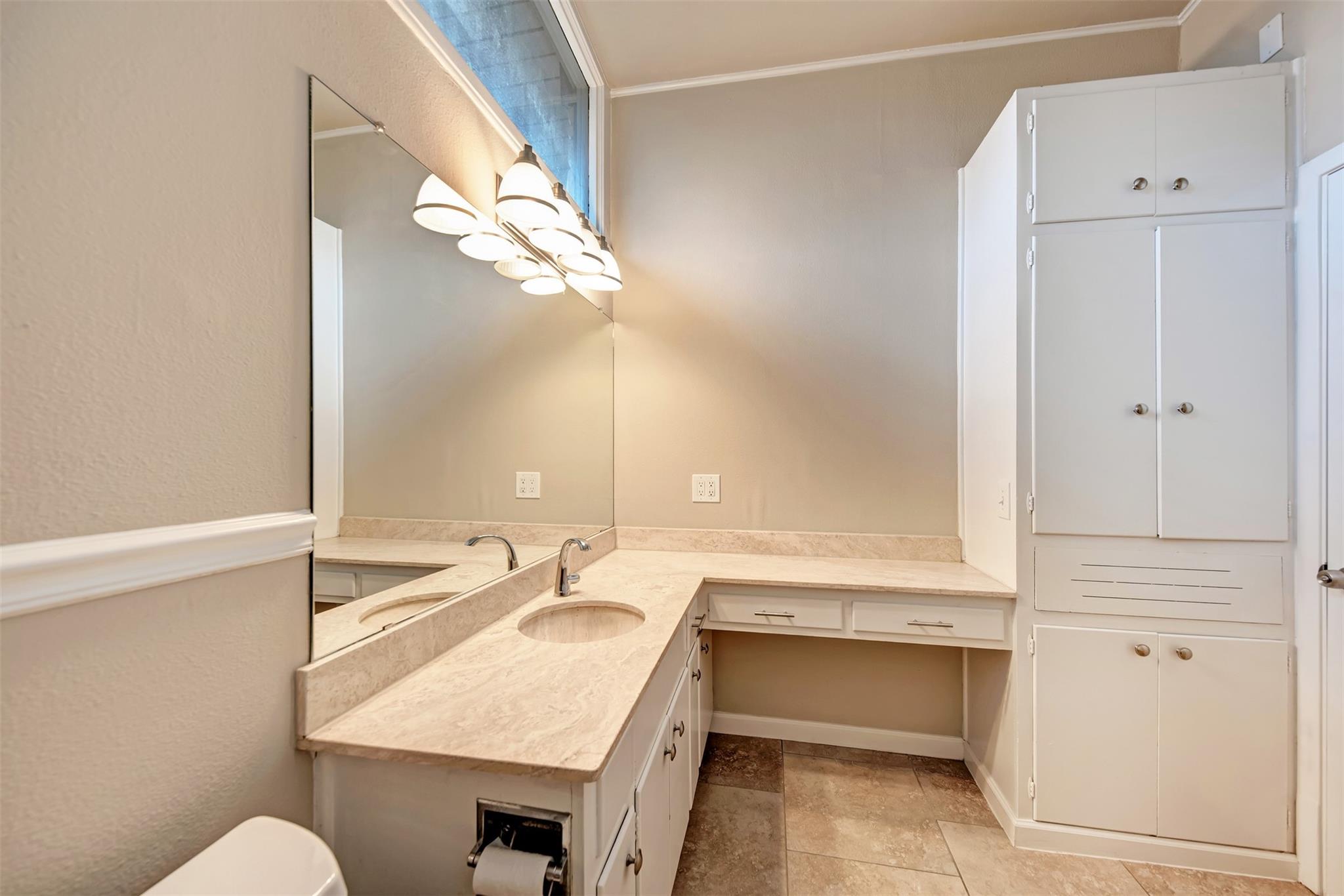 1615 Elmhurst Dr, Austin, TX 78741