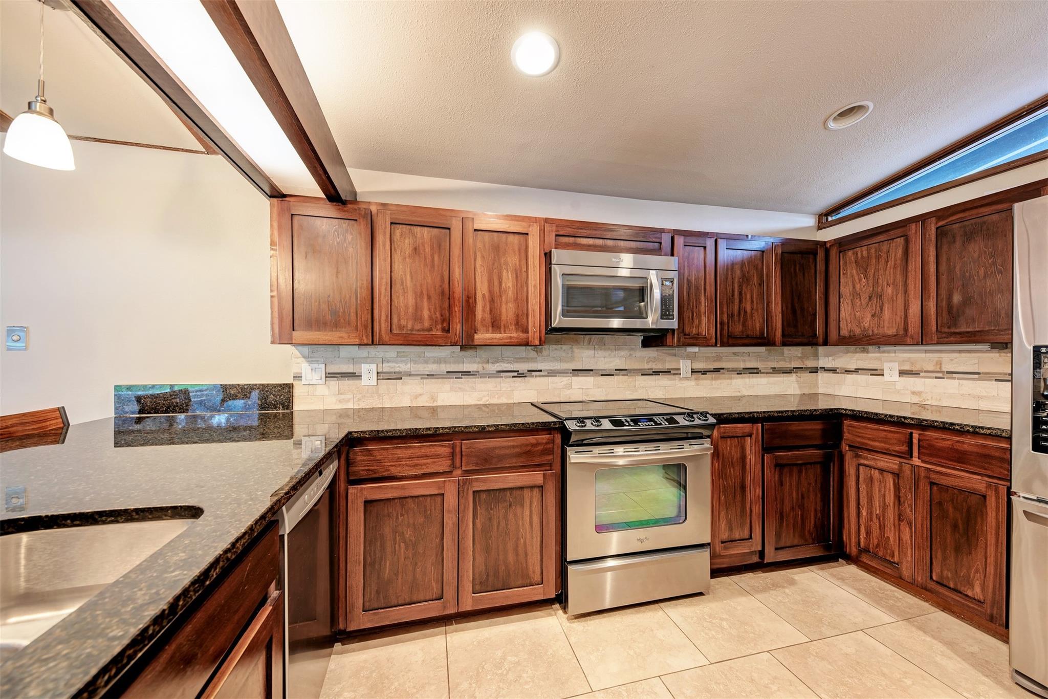 1615 Elmhurst Dr, Austin, TX 78741