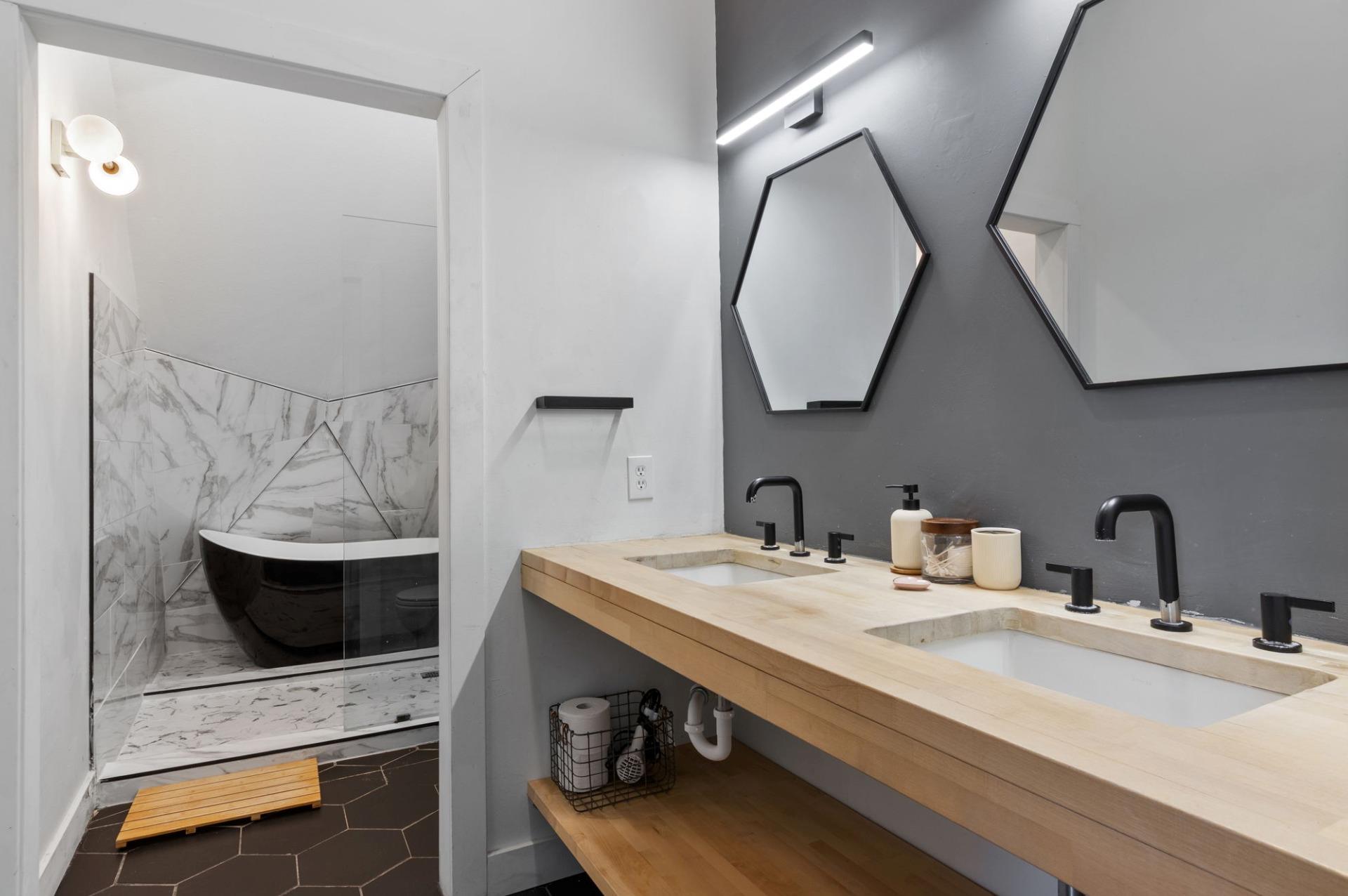 8125 Joy Rd, Leander, TX 78641