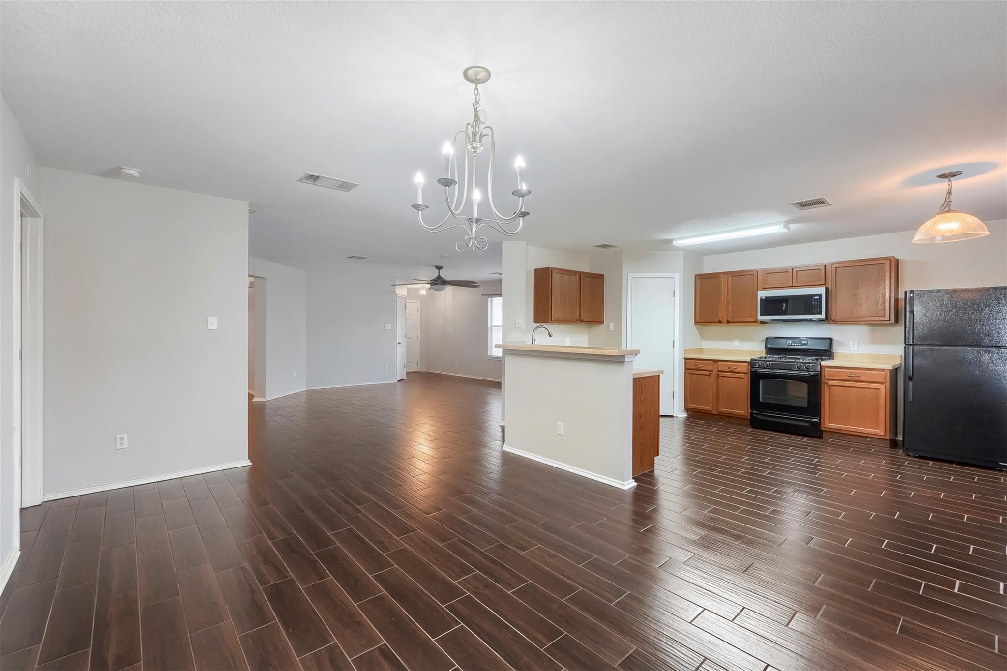 1011 Shadow Creek Blvd, Buda, TX 78610