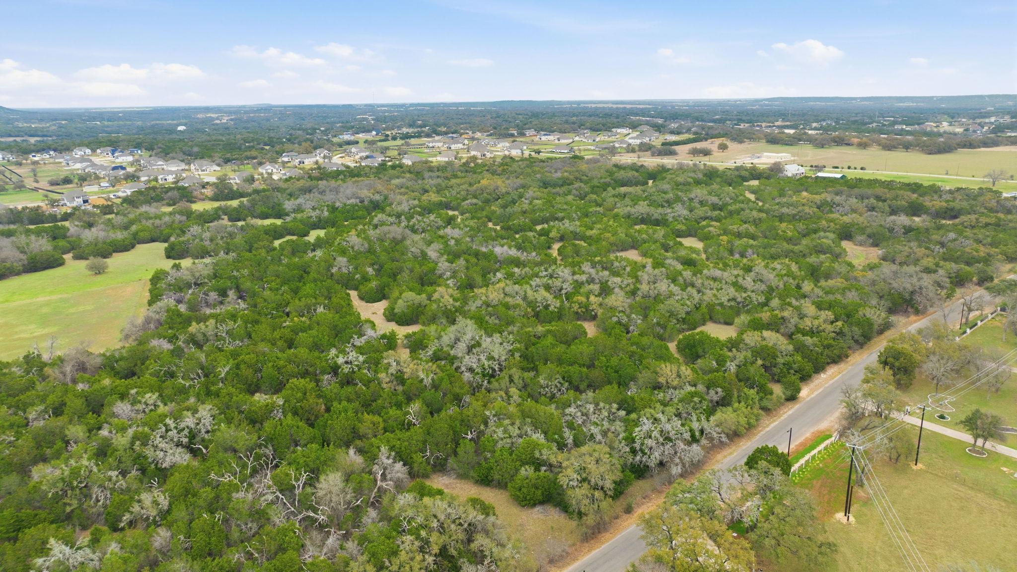 750 County Road 207 Rd, Liberty Hill, TX 78642