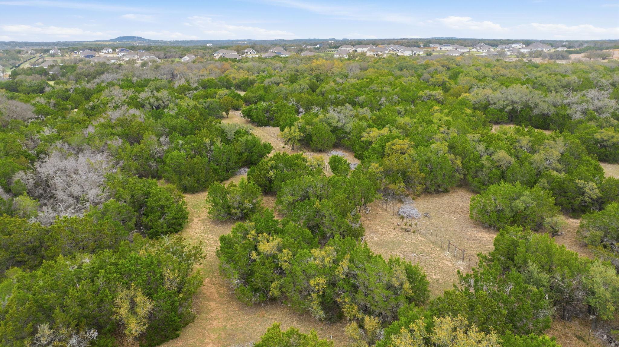 750 County Road 207 Rd, Liberty Hill, TX 78642