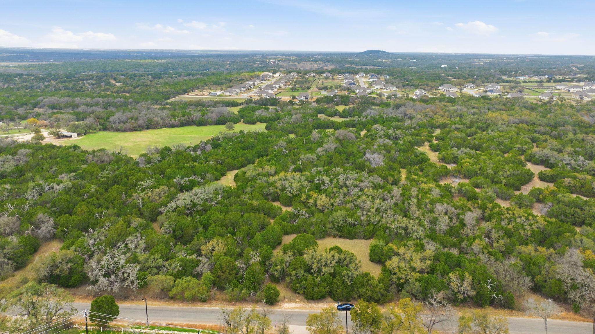 750 County Road 207 Rd, Liberty Hill, TX 78642