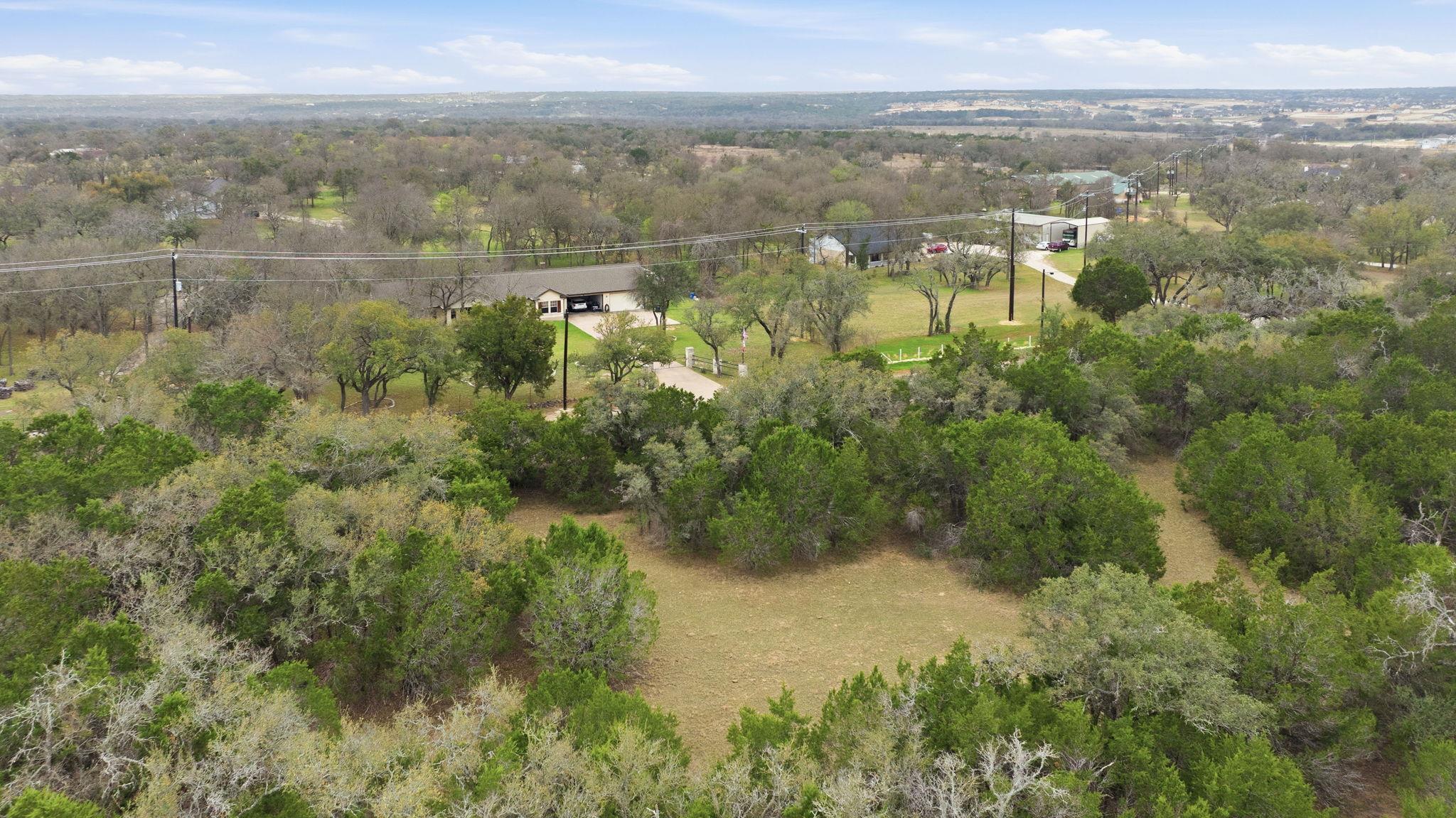 750 County Road 207 Rd, Liberty Hill, TX 78642