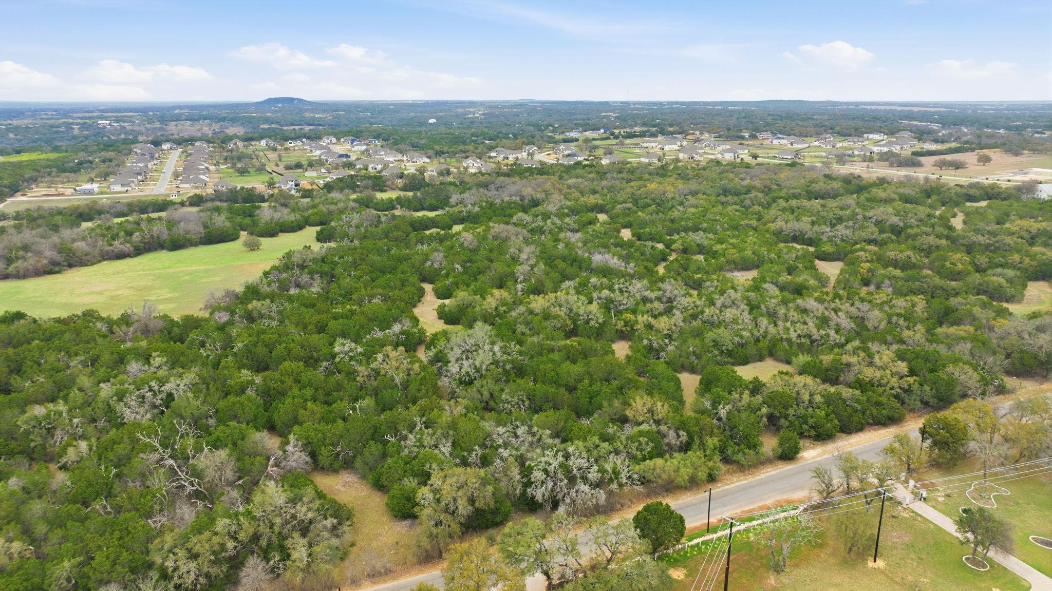 750 County Road 207 Rd, Liberty Hill, TX 78642