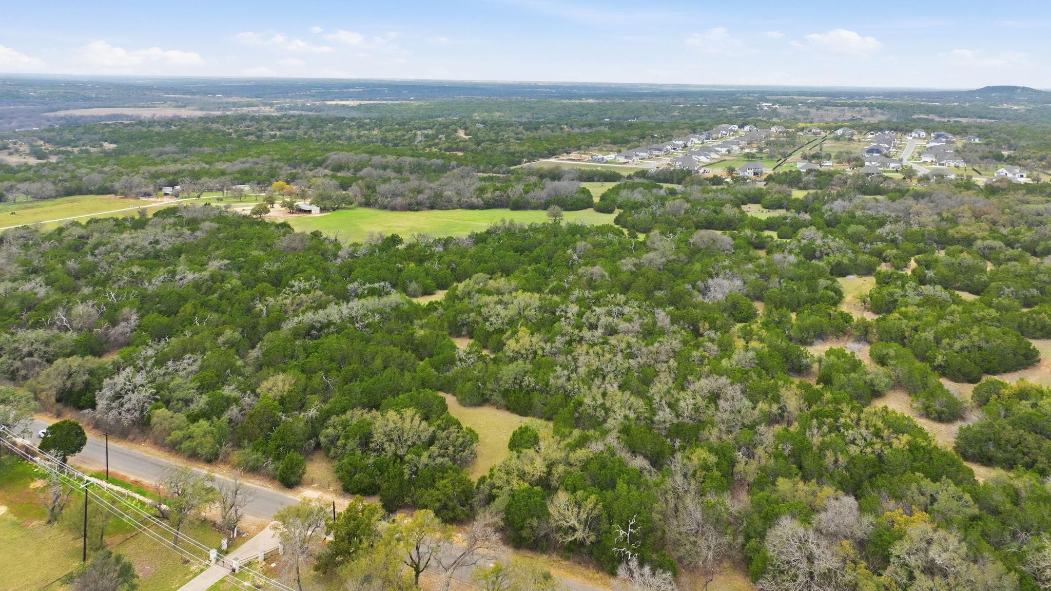 750 County Road 207 Rd, Liberty Hill, TX 78642