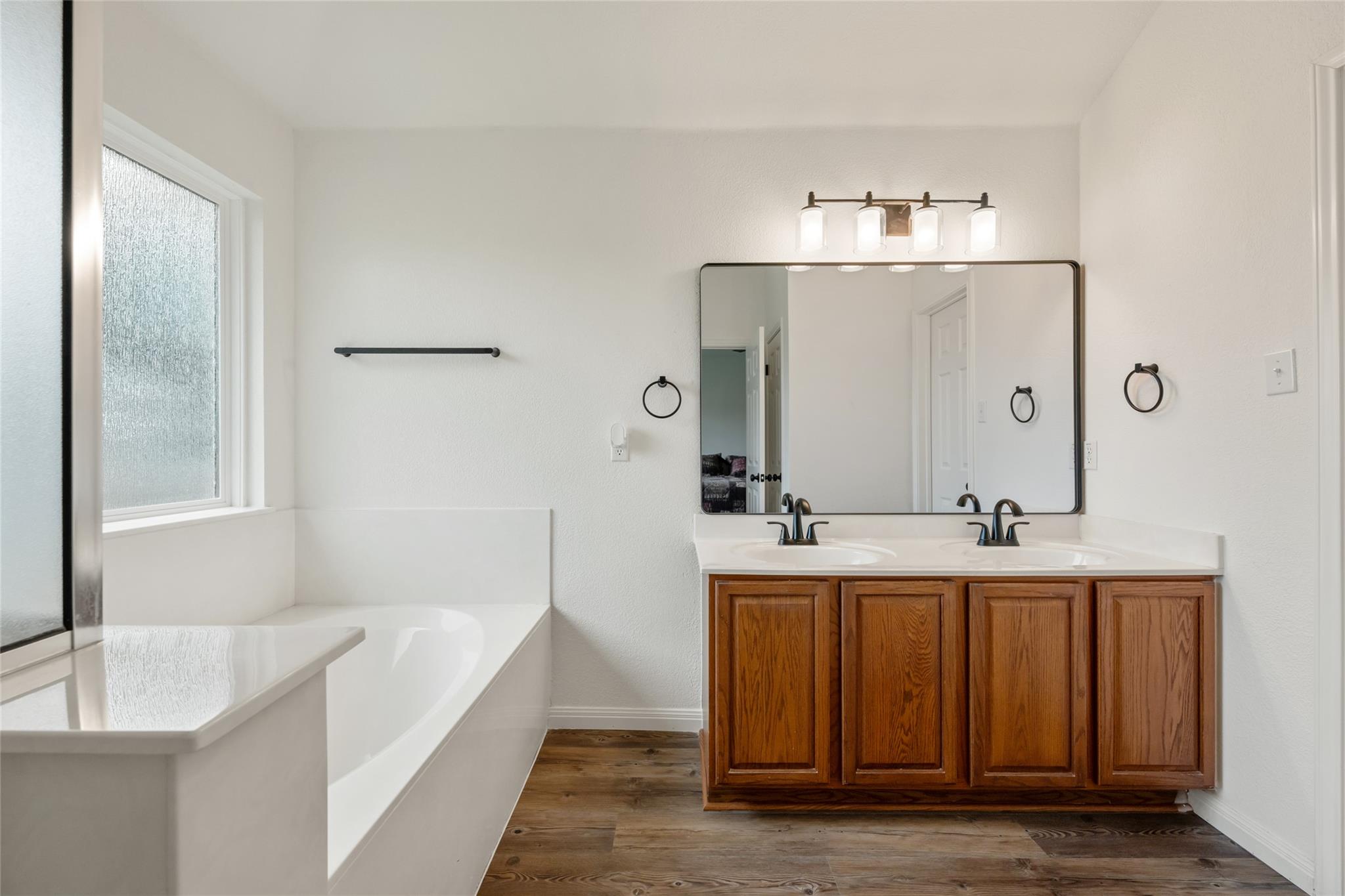 608 Haleys Cv, Leander, TX 78641