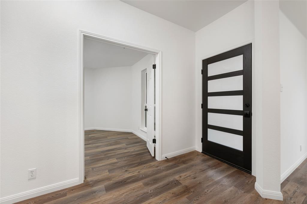 608 Haleys Cv, Leander, TX 78641