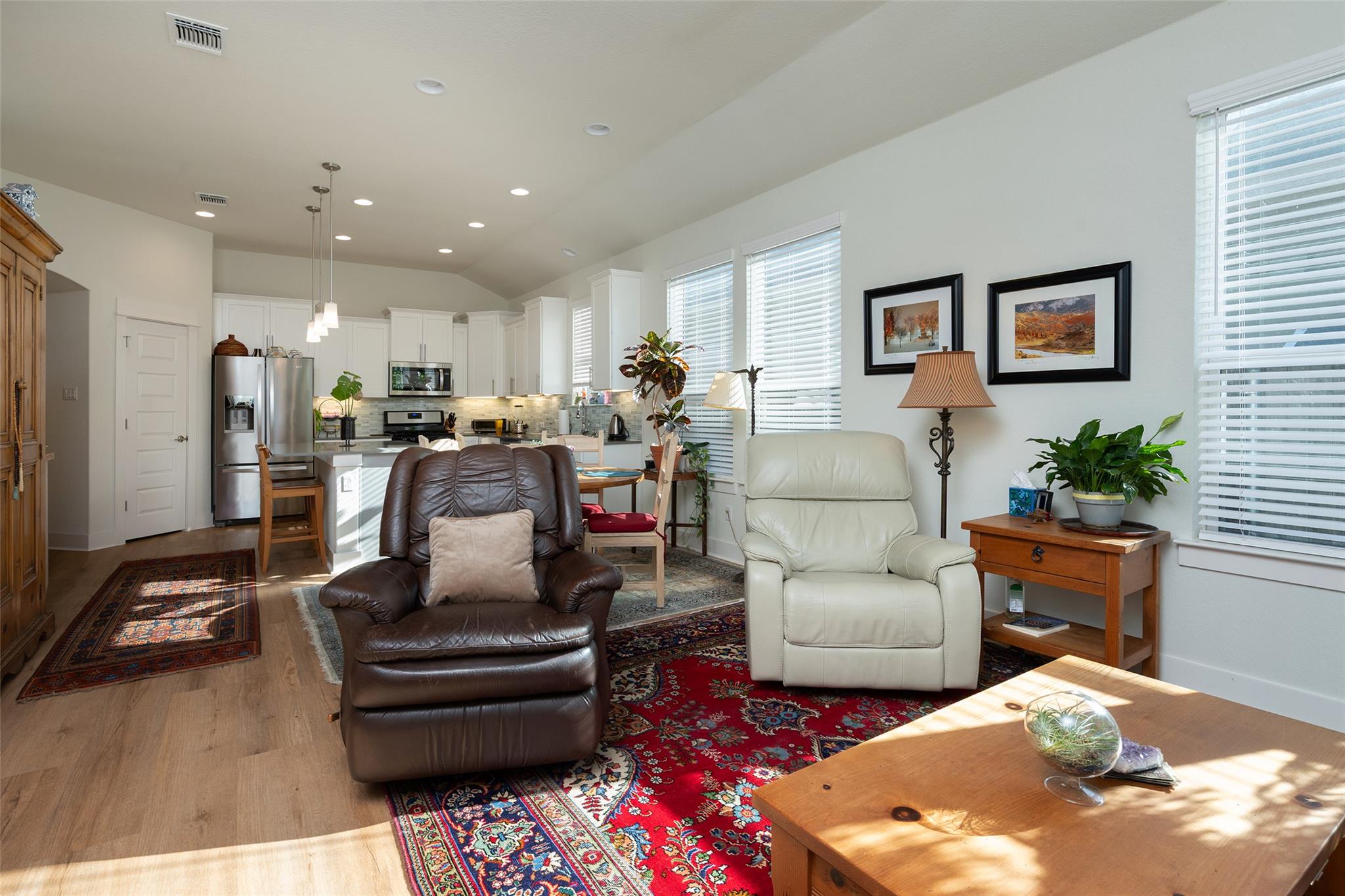 137 Big Leaf Dr, Buda, TX 78610