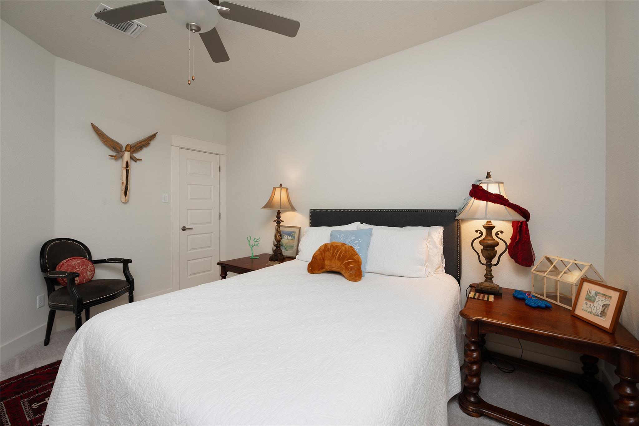 137 Big Leaf Dr, Buda, TX 78610