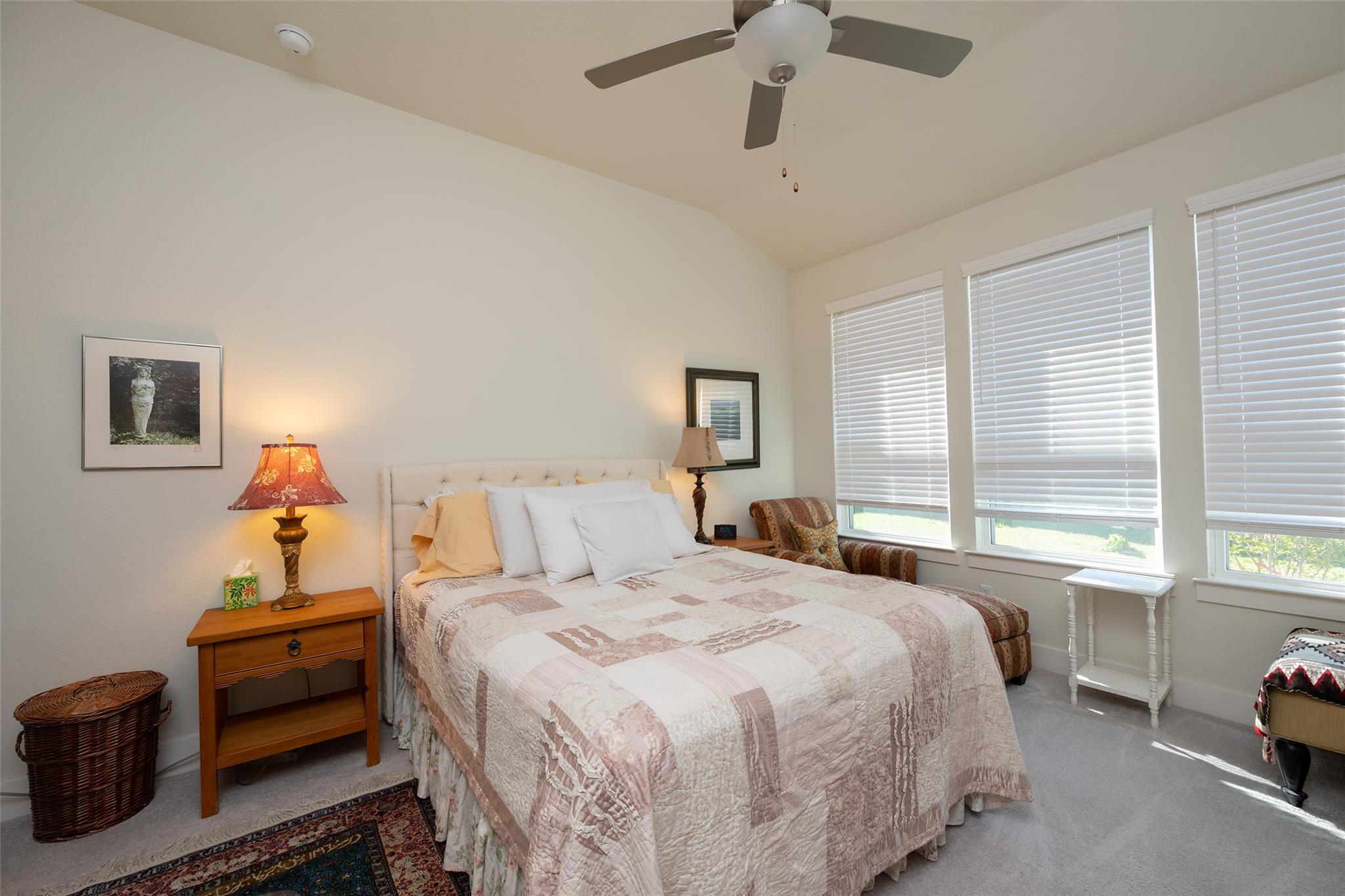 137 Big Leaf Dr, Buda, TX 78610