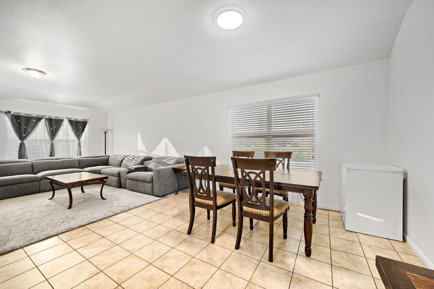 100 Liard River Rd, Hutto, TX 78634