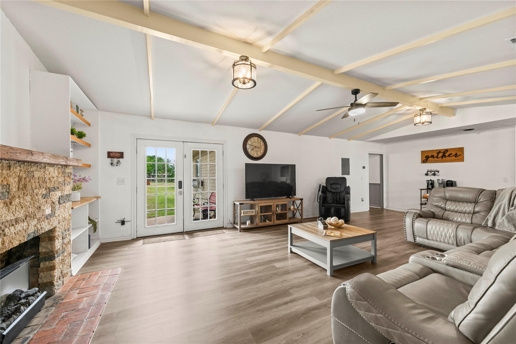 2915 County Road 153, Georgetown, TX 78626