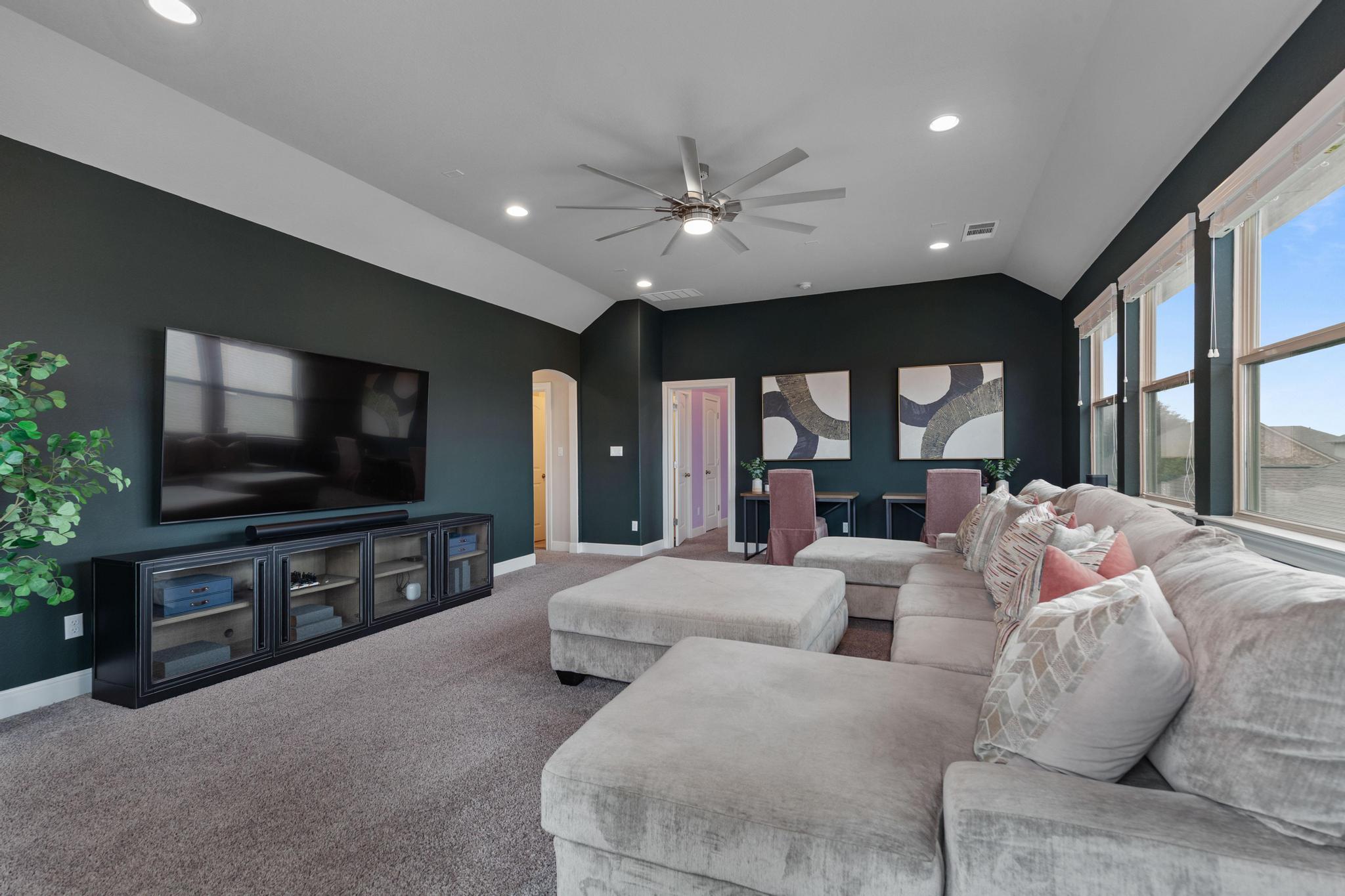 3028 Silvergrass Cv, Leander, TX 78641