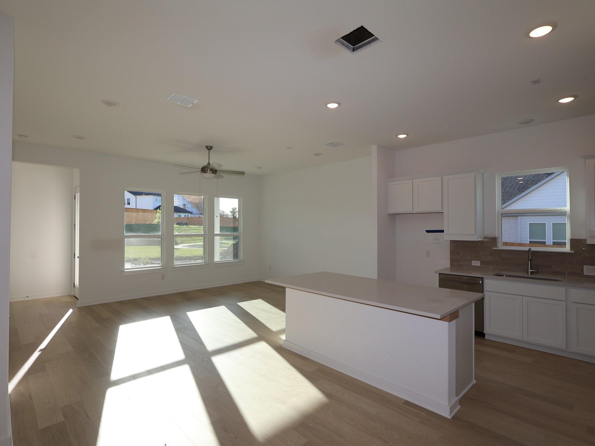 817 Boise Dr, Leander, TX 78641