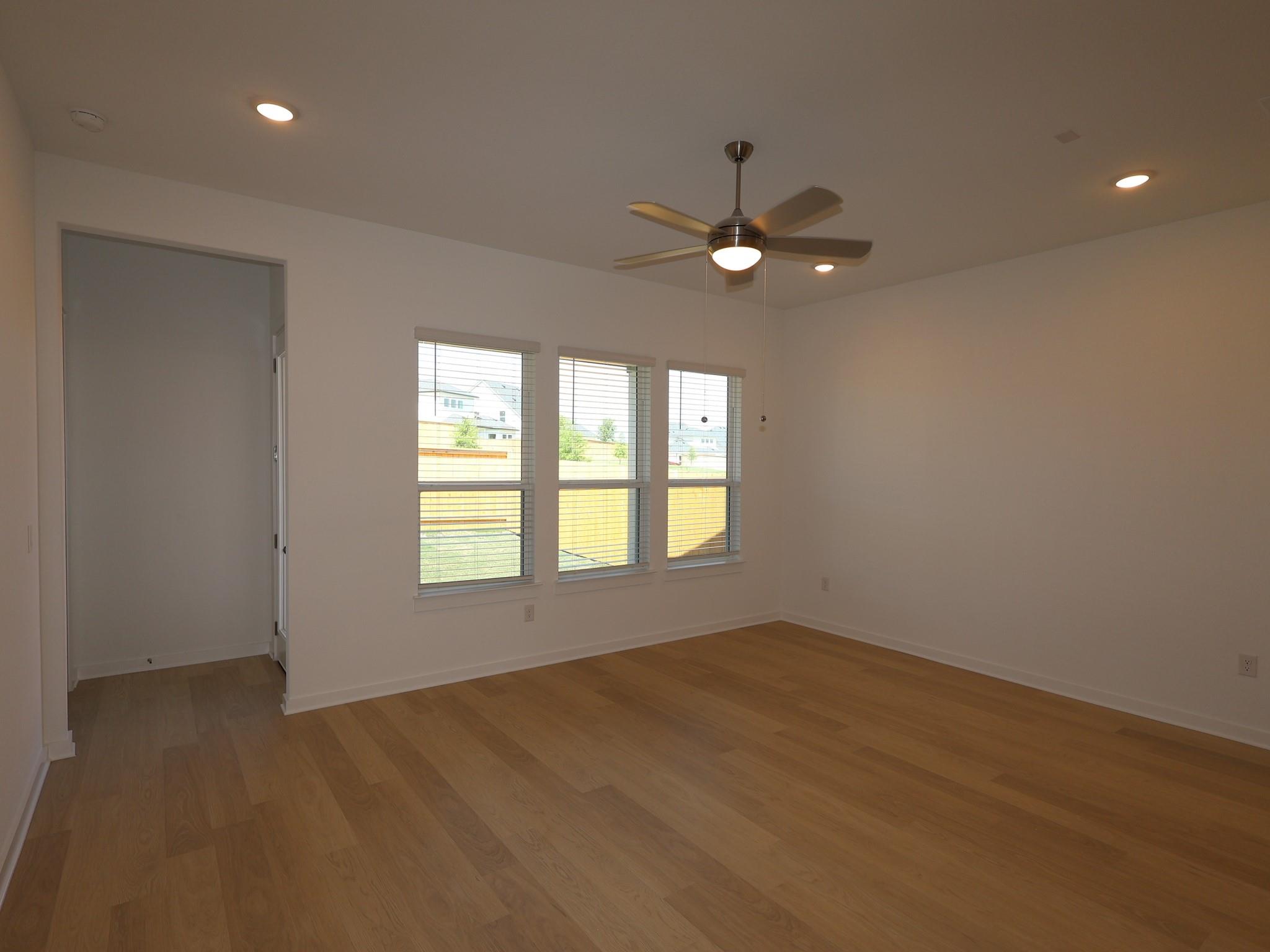 817 Boise Dr, Leander, TX 78641